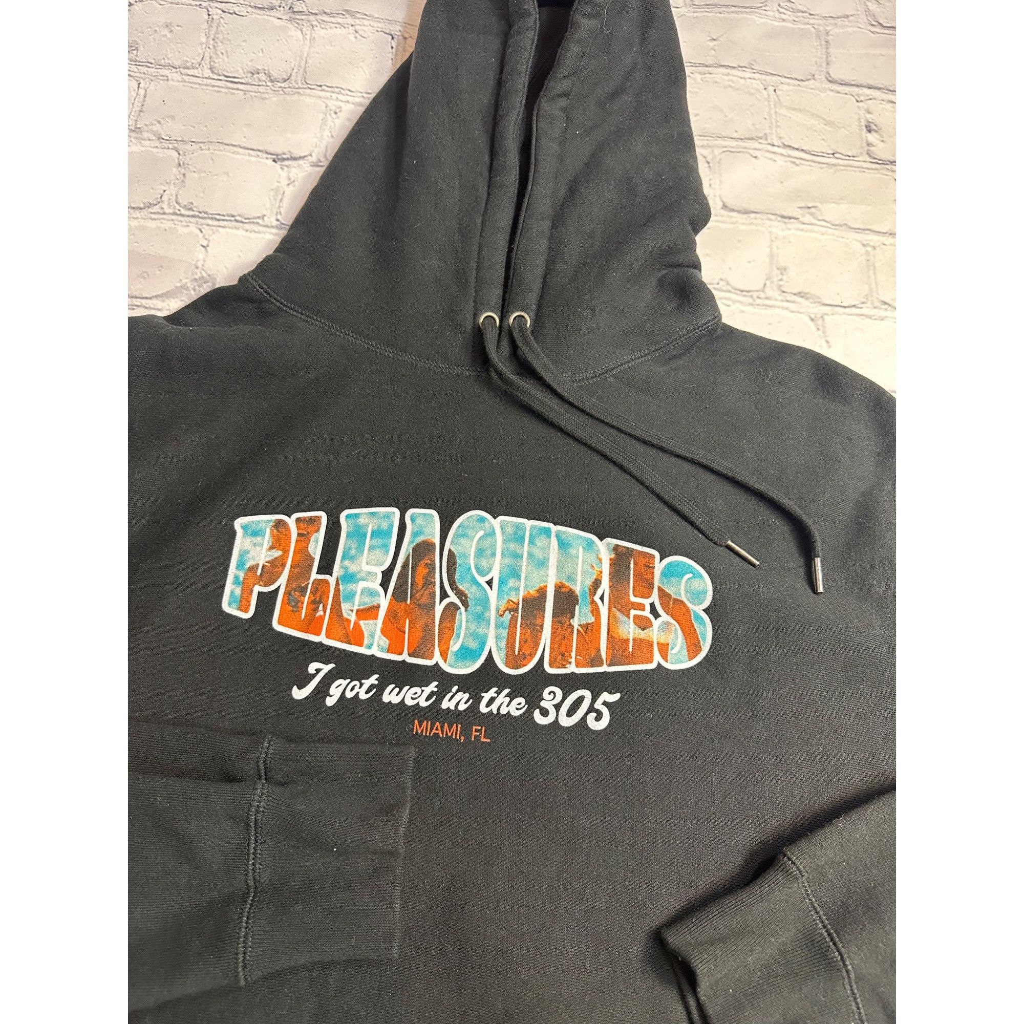 Pleasures Pleasures “ I got Wet in the 305 “ Miami Exclusive Hoodie Size US XL / EU 56 / 4 - 2 Thumbnail