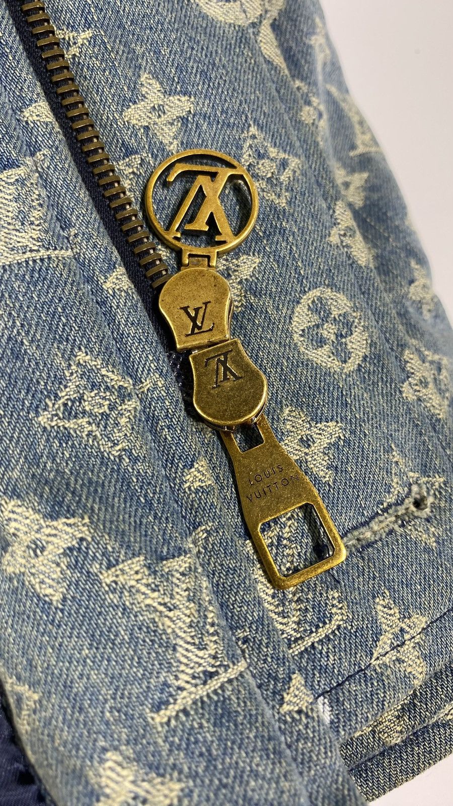 Louis Vuitton × Supreme Louis Vuitton X Supreme 46 Parka Denim Blue Monogram Size US S / EU 44-46 / 1 - 7 Thumbnail