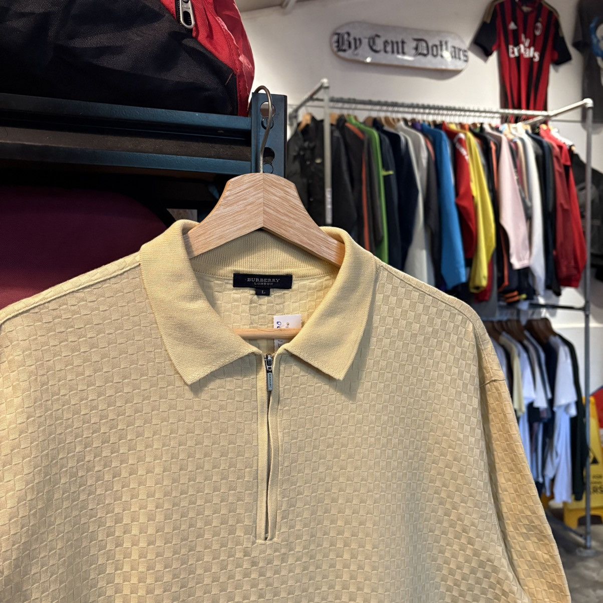 Burberry Beautiful Textured Burberry Zipper Polo Size US L / EU 52-54 / 3 - 1 Thumbnail
