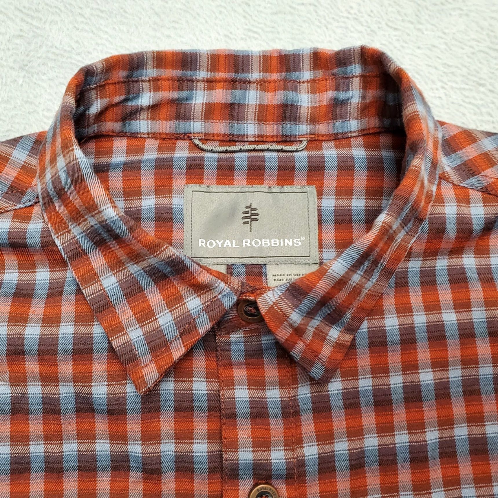 Royal Robbins VINTAGE Royal Robbins Shirt Mens M Red Plaid Performance Stretch Outdoors Size US M / EU 48-50 / 2 - 4 Thumbnail