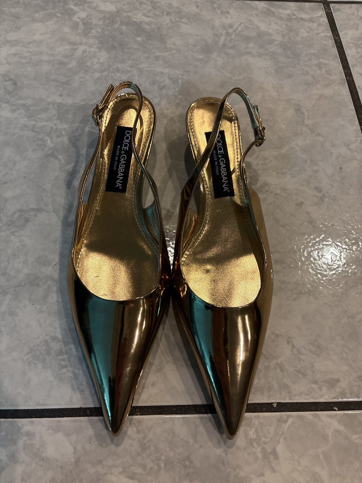 Dolce & Gabbana D&G Metallic patent leather slick back pumps Size US 9 / IT 39 - 1 Thumbnail