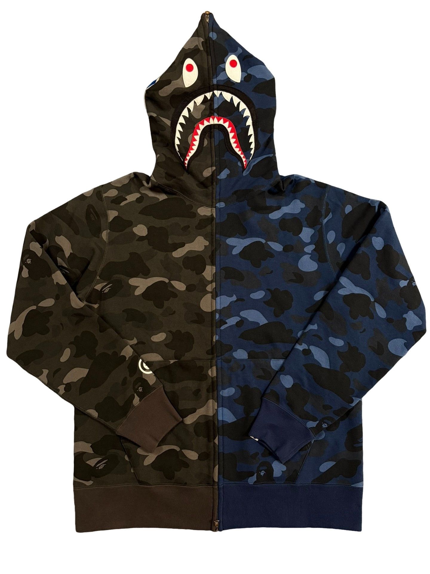 Bape BAPE Multi-Cam Shark Full Zip Hoodie Size 2XL Size US XXL / EU 58 / 5 - 1 Thumbnail