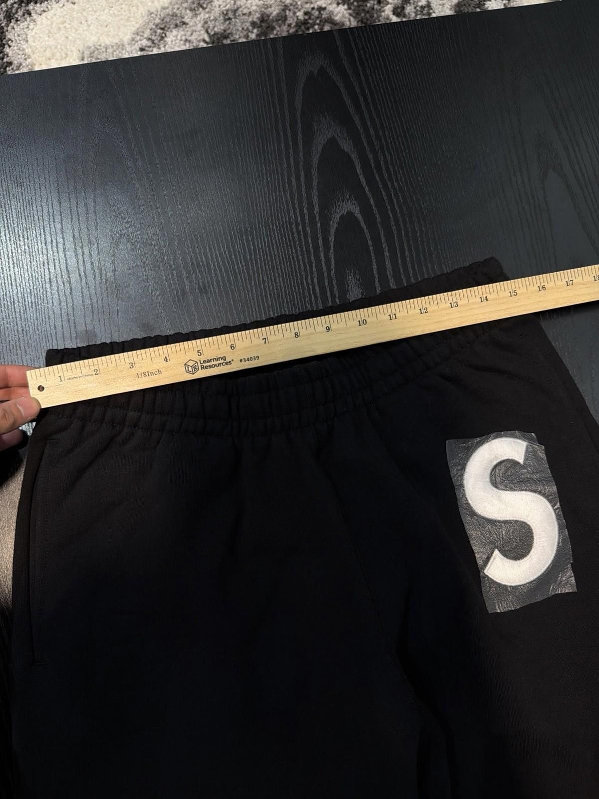 Supreme Supreme S Logo Sweatpants Black (SS25) Brand New Size Small Size US 30 / EU 46 - 6 Thumbnail