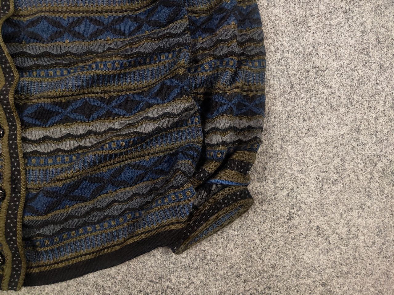 Vintage Oleana Ytre Arna Norway Dark Wool Art Button Knit Cardigan Size S / US 4 / IT 40 - 6 Thumbnail
