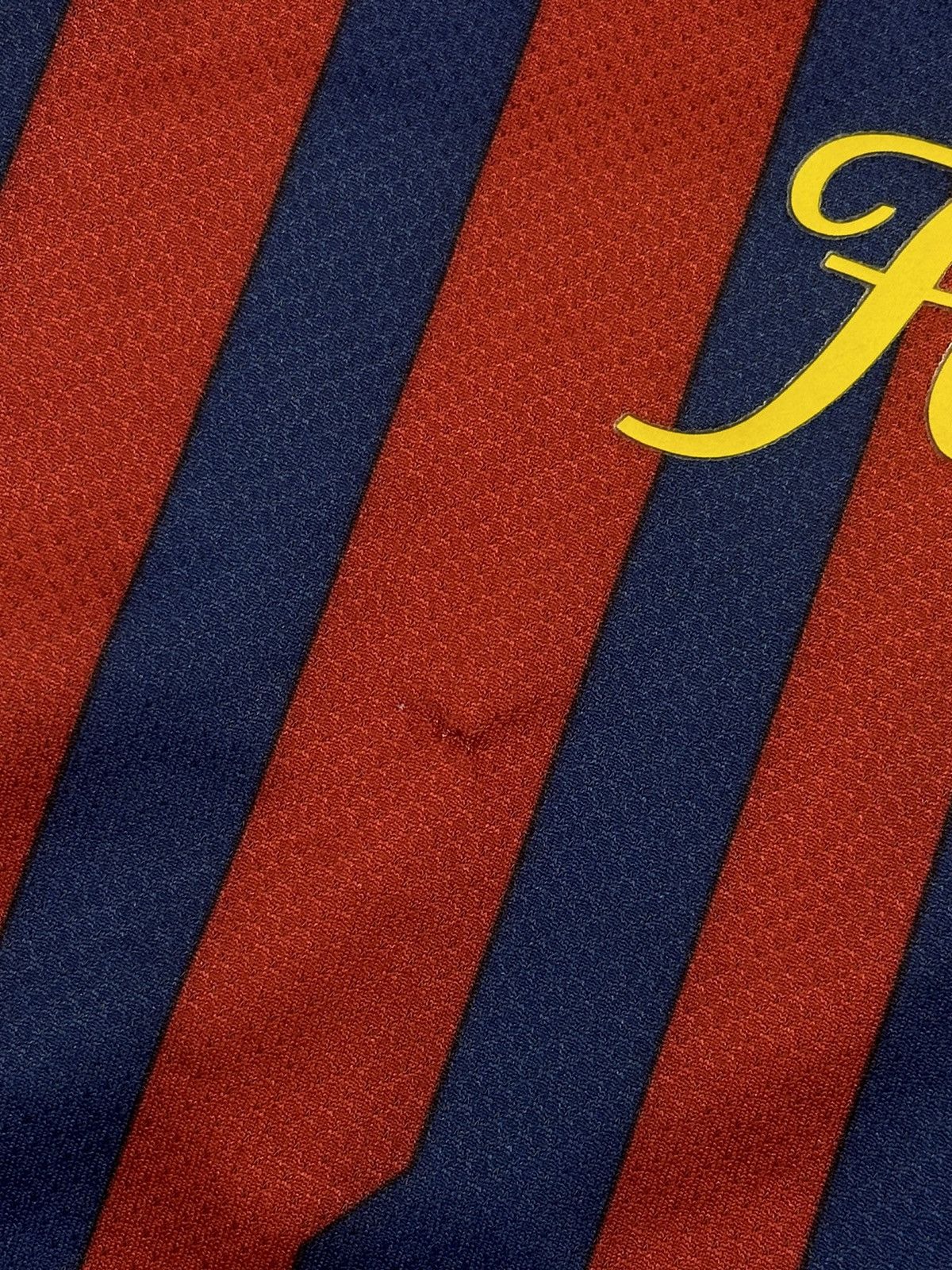 Nike Nike Vintage FC Barcelona Soccer Jersey T-shirt Size US M / EU 48-50 / 2 - 8 Thumbnail