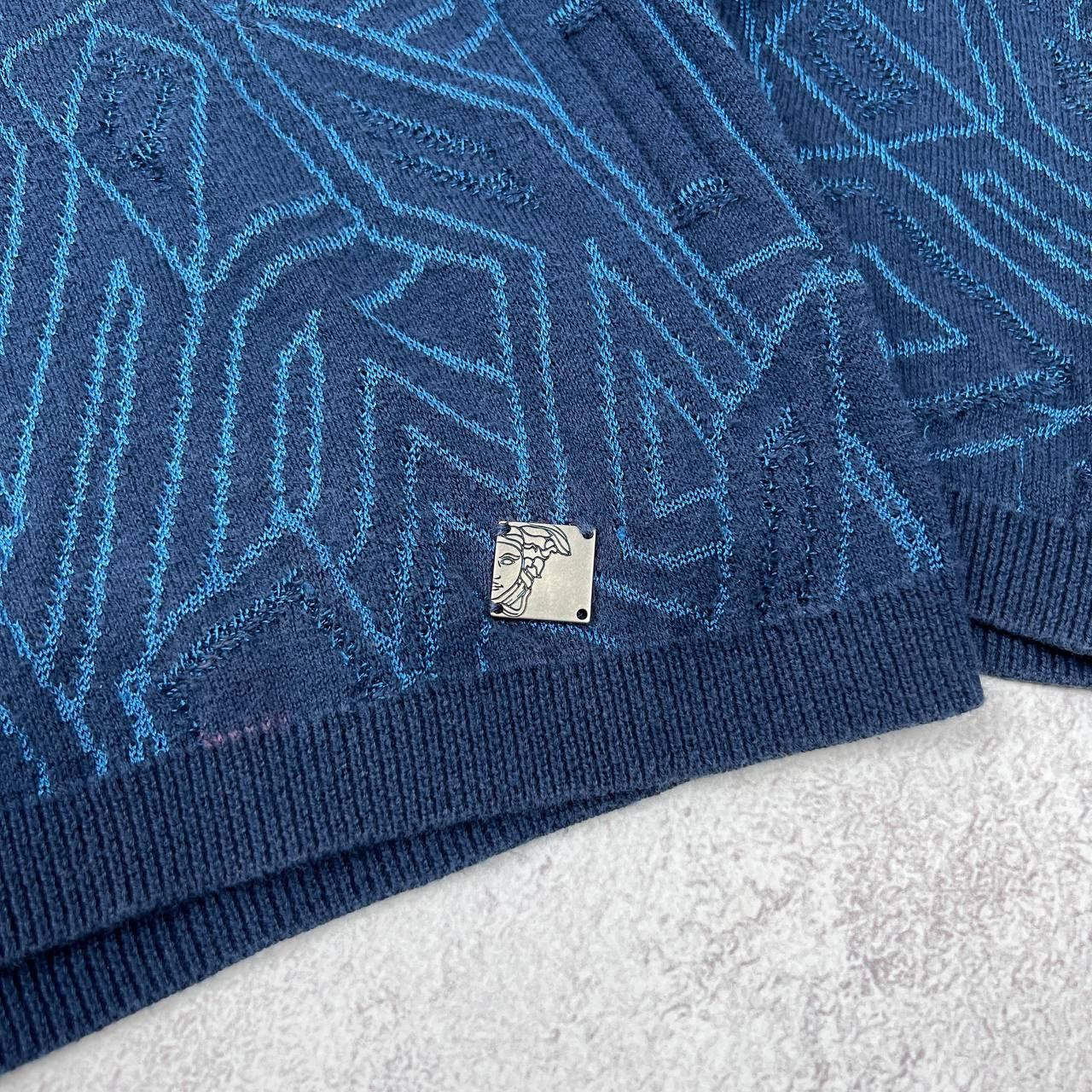 Versace Versace Jeans Couture Sweater V-Neck Blue Geometric Knit Size US S / EU 44-46 / 1 - 4 Thumbnail
