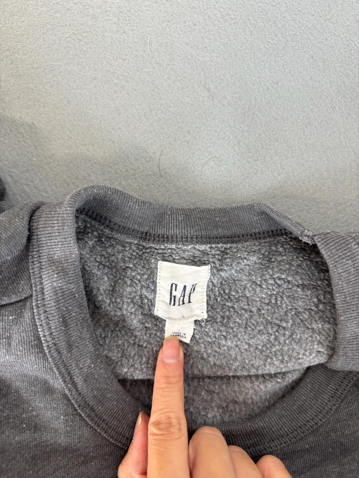 Gap GAP Men's Gray Long Sleeve Sweatshirt Size M Size US M / EU 48-50 / 2 - 5 Thumbnail