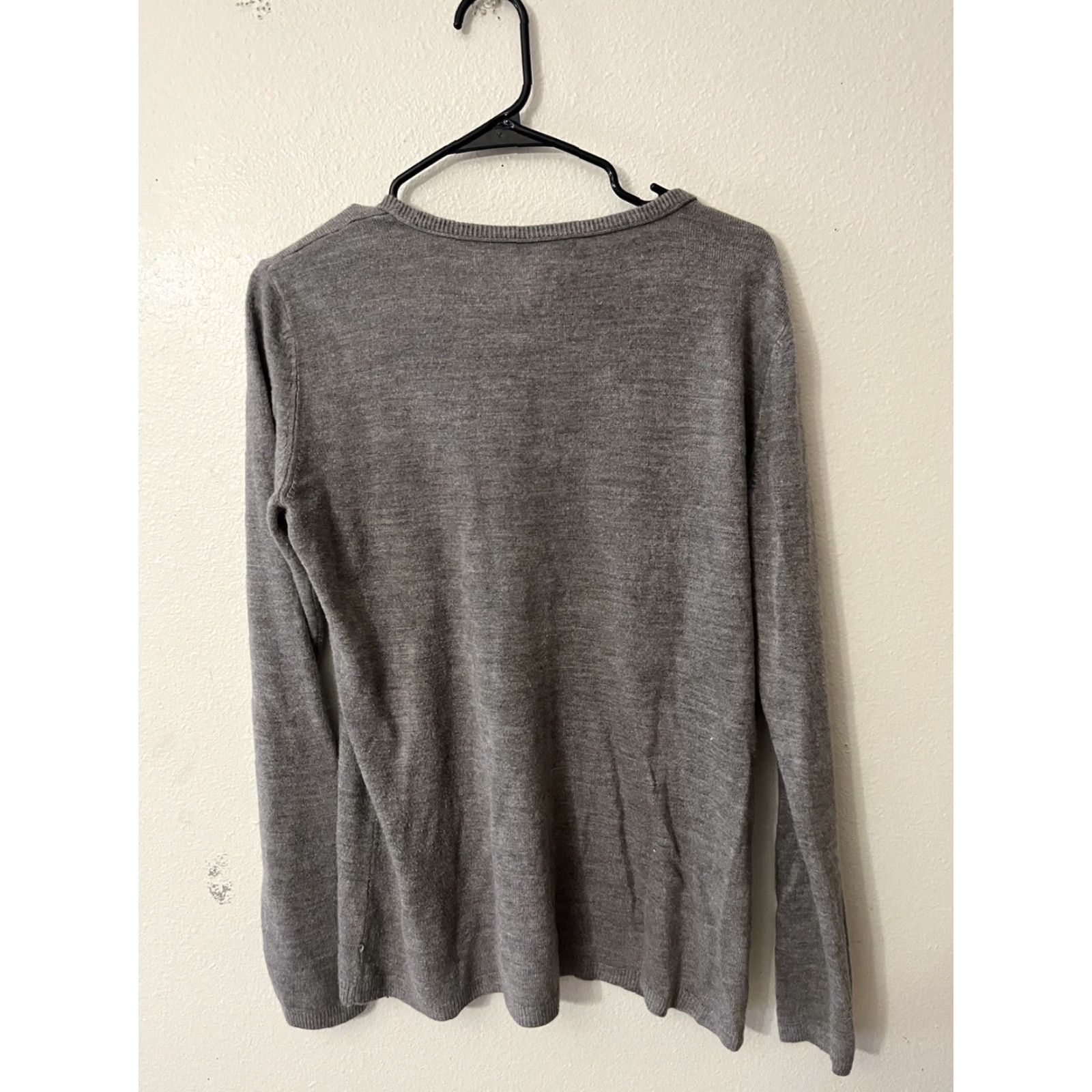 Vintage New York & Company Women's Sweater Pullover Knit V-Neck Acrylic Gray XL Womens Size XL / US 12-14 / IT 48-50 - 3 Thumbnail