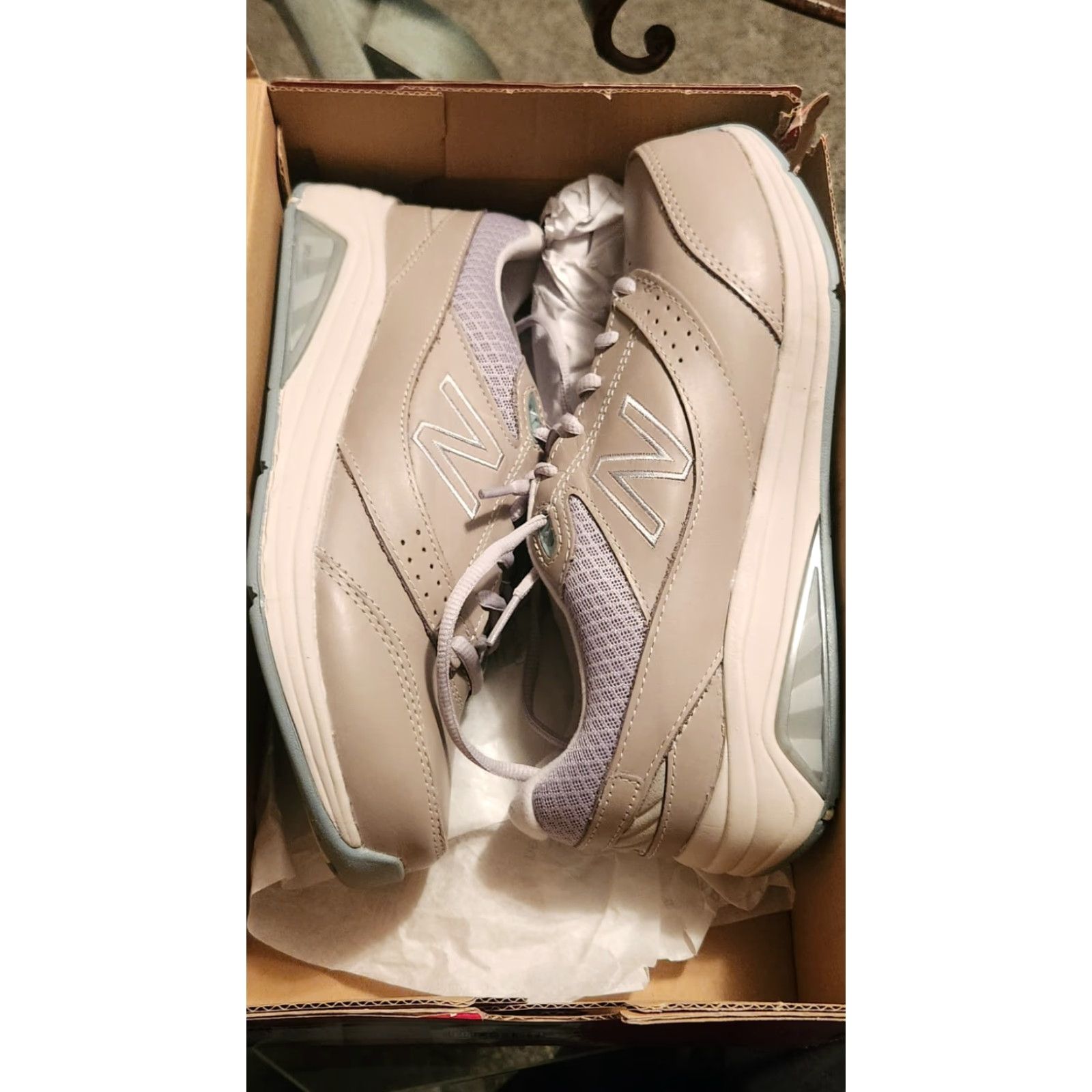 New Balance New Balance Women's 928v3 Walking Sneaker 7.5 Beige WW928GR3 - Leather, Athletic, Walking, 928 Series (US 7.5) Size US 8 / IT 38 - 2 Thumbnail