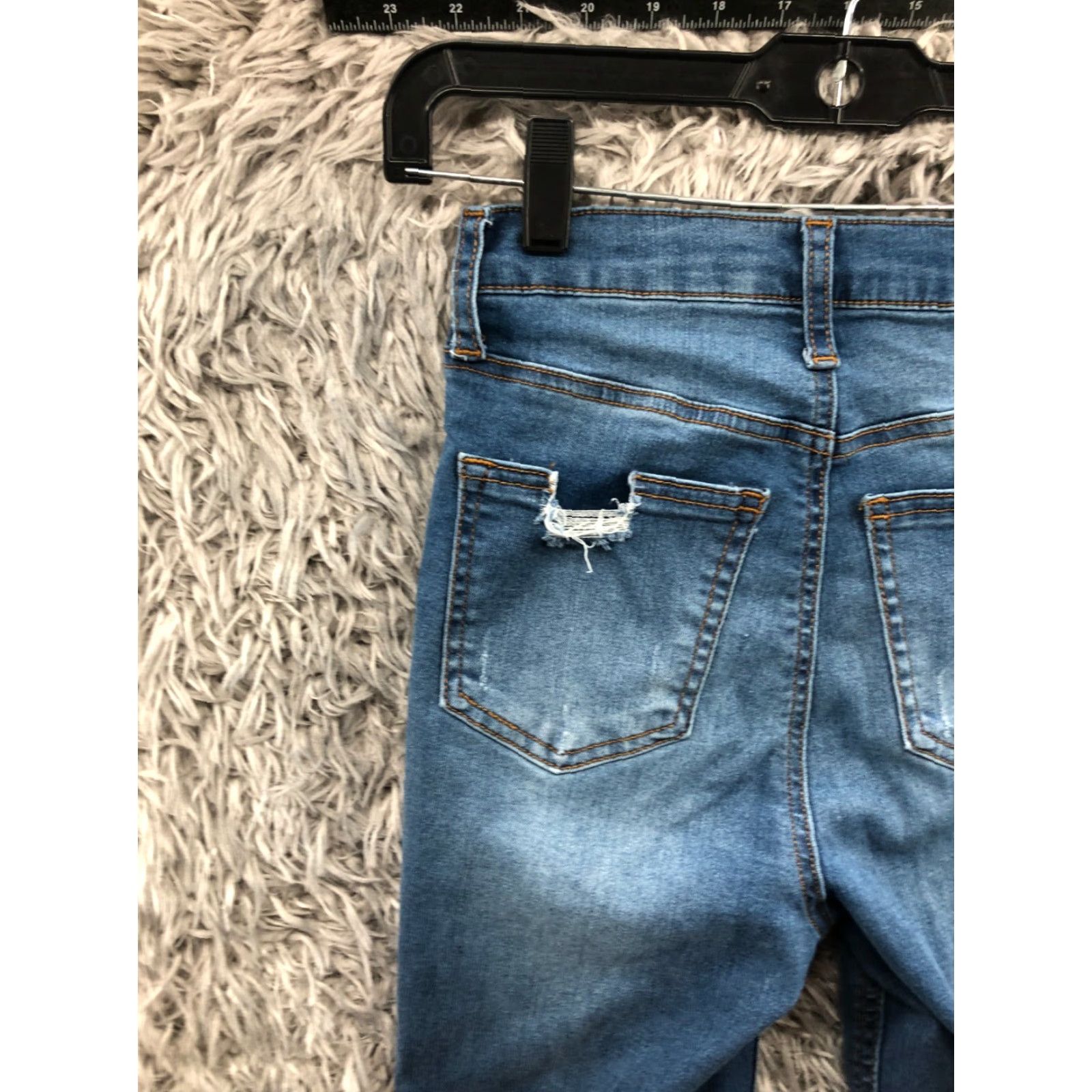 Vintage VINTAGE Celebrity Pink The Spice Skinny Jeans Junior Size 3 Medium Wash Blue Womens Jeans Size 26" / US 2 / IT 38 - 7 Thumbnail