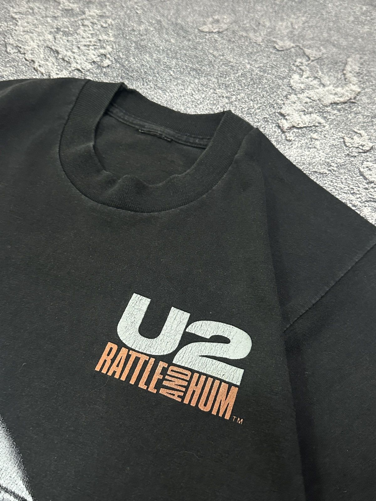 Vintage Vintage 1998 U2 Rattle And Hum Faded Black Band Tee S/M Size US M / EU 48-50 / 2 - 6 Thumbnail