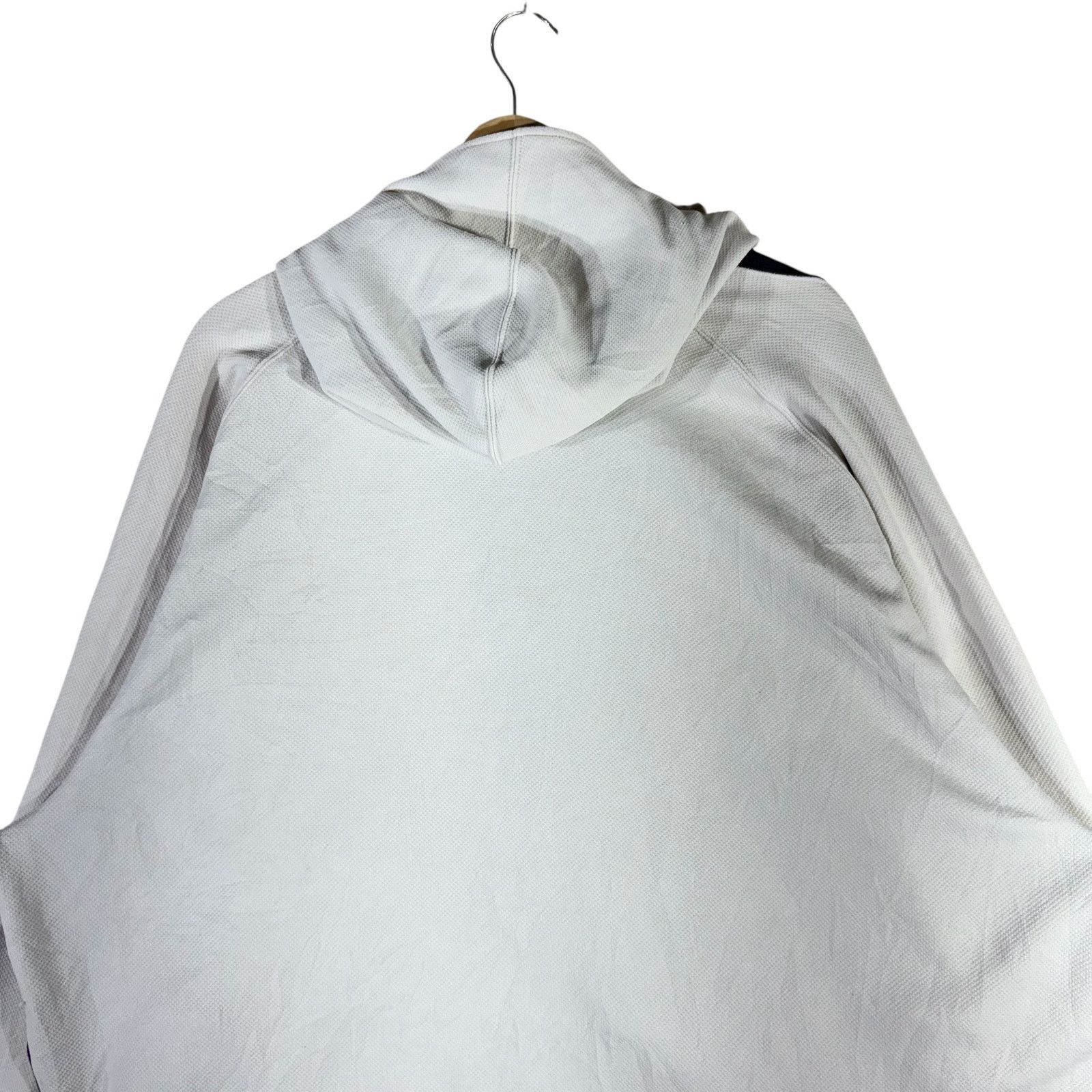 Nike Vintage Nike Mini Logo Hoodie L Size US L / EU 52-54 / 3 - 6 Thumbnail