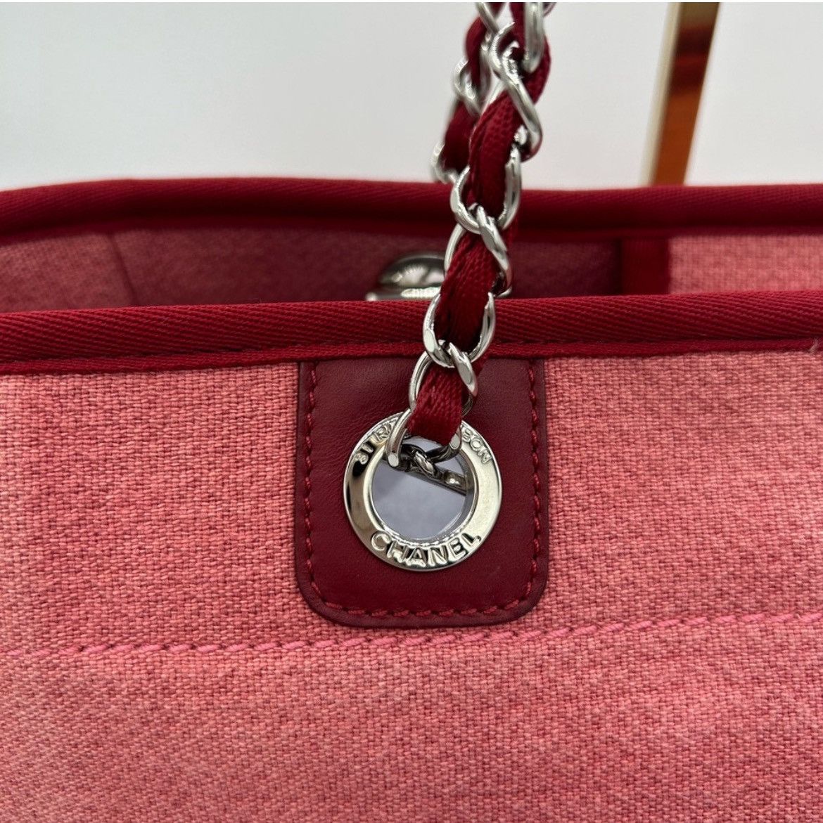 Chanel Chanel Deauville Canvas Tote Medium Size ONE SIZE - 4 Thumbnail