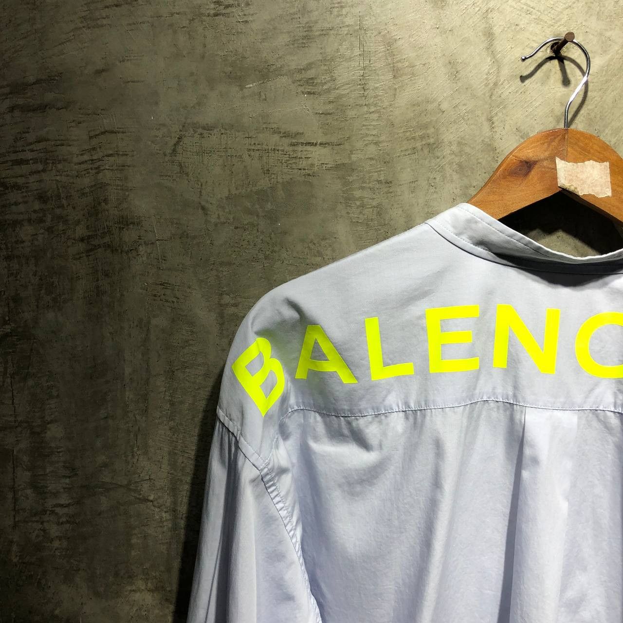 Balenciaga Balenciaga Back logo Poplin polo long sleeves Size US XL / EU 56 / 4 - 7 Thumbnail