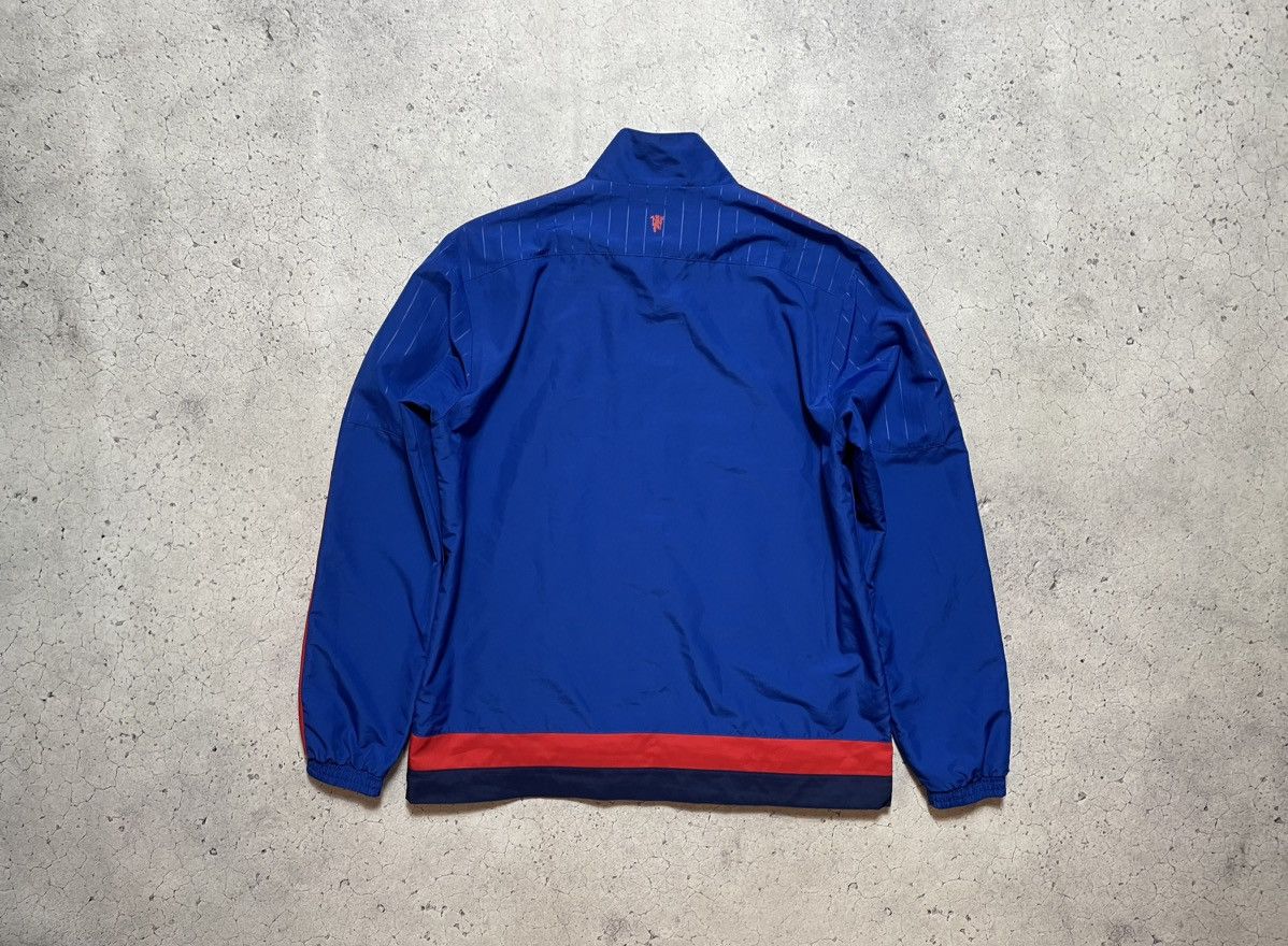 Adidas Vintage Nylon Adidas FC Manchester United Football Jacket Size US M / EU 48-50 / 2 - 2 Thumbnail