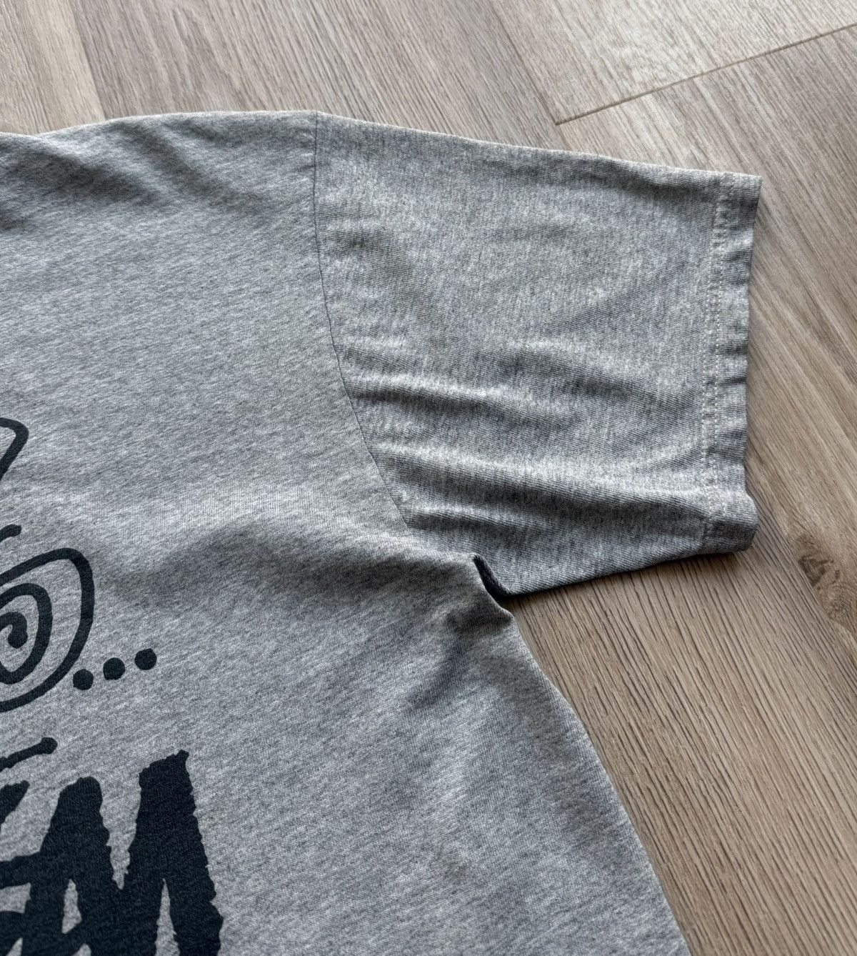 Stussy Vintage Stussy World Famous Gray T-Shirt Big Logo Tee Size US M / EU 48-50 / 2 - 4 Thumbnail