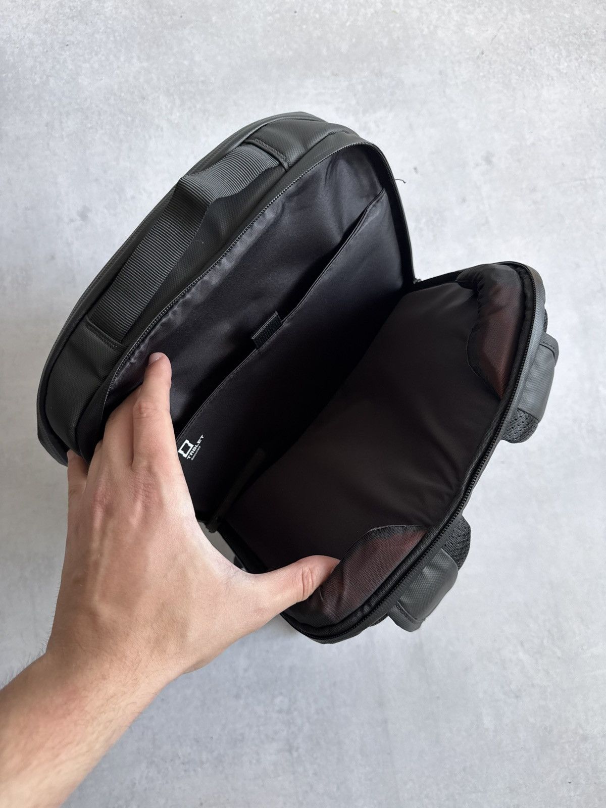 Other New Lenovo Legion 16” Gaming Backpack Unisex Size ONE SIZE - 10 Thumbnail