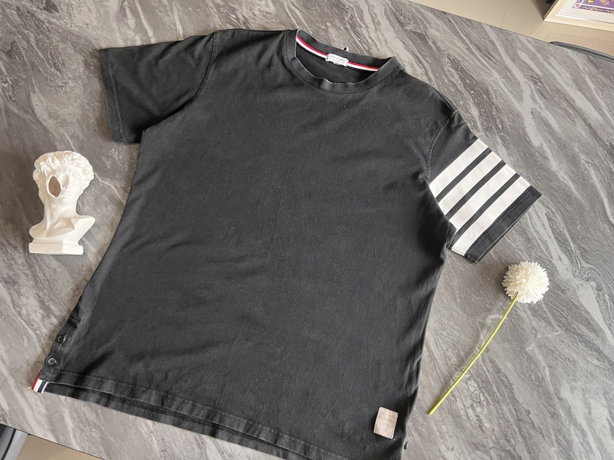 Thom Browne Thom Browne : Short Sleeve Side Strip Button Ups Size US L / EU 52-54 / 3 - 1 Thumbnail