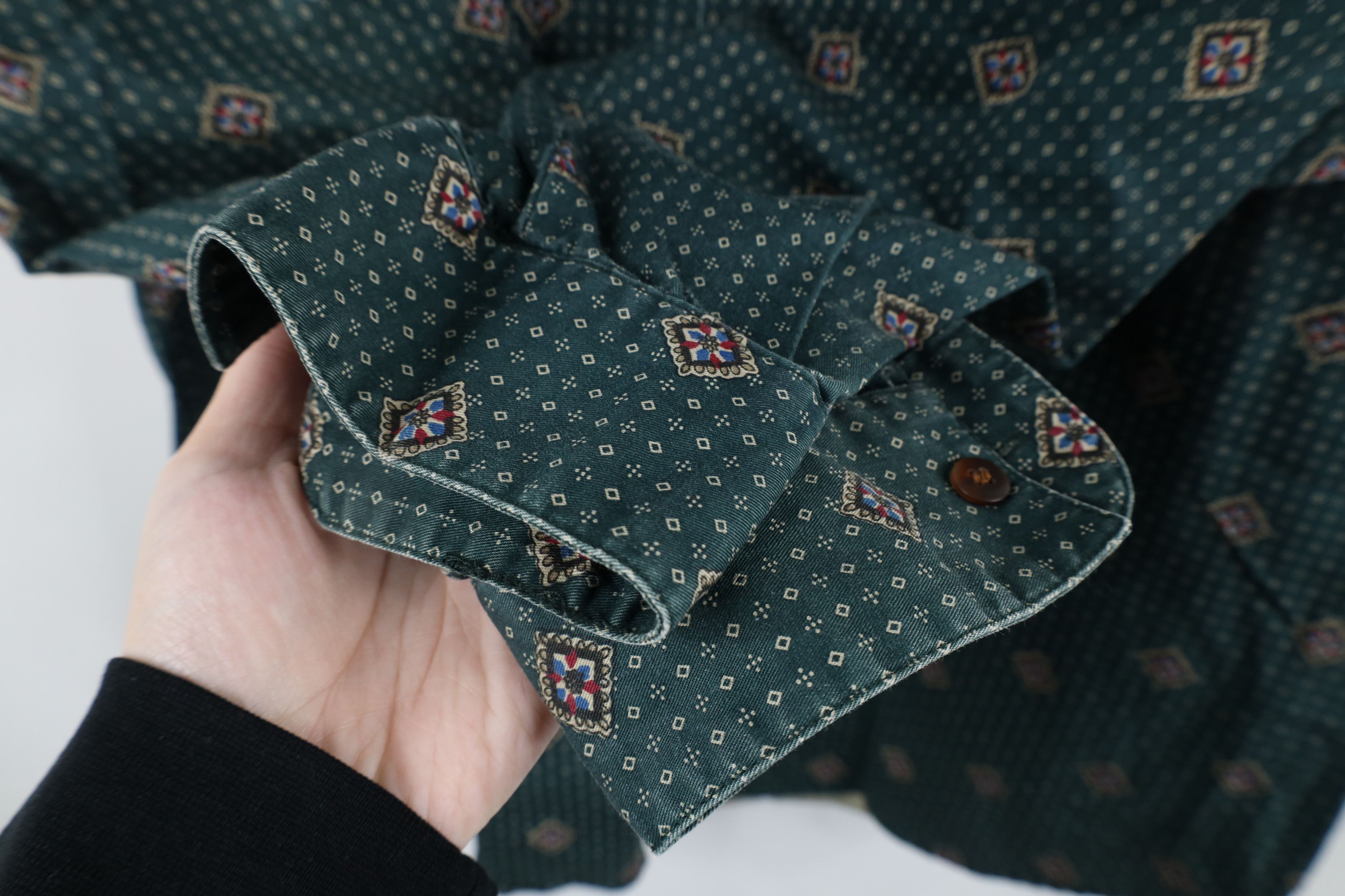 Vintage Vintage 90s Streetwear Geometric Diamond Button Down Shirt Size US L / EU 52-54 / 3 - 6 Thumbnail