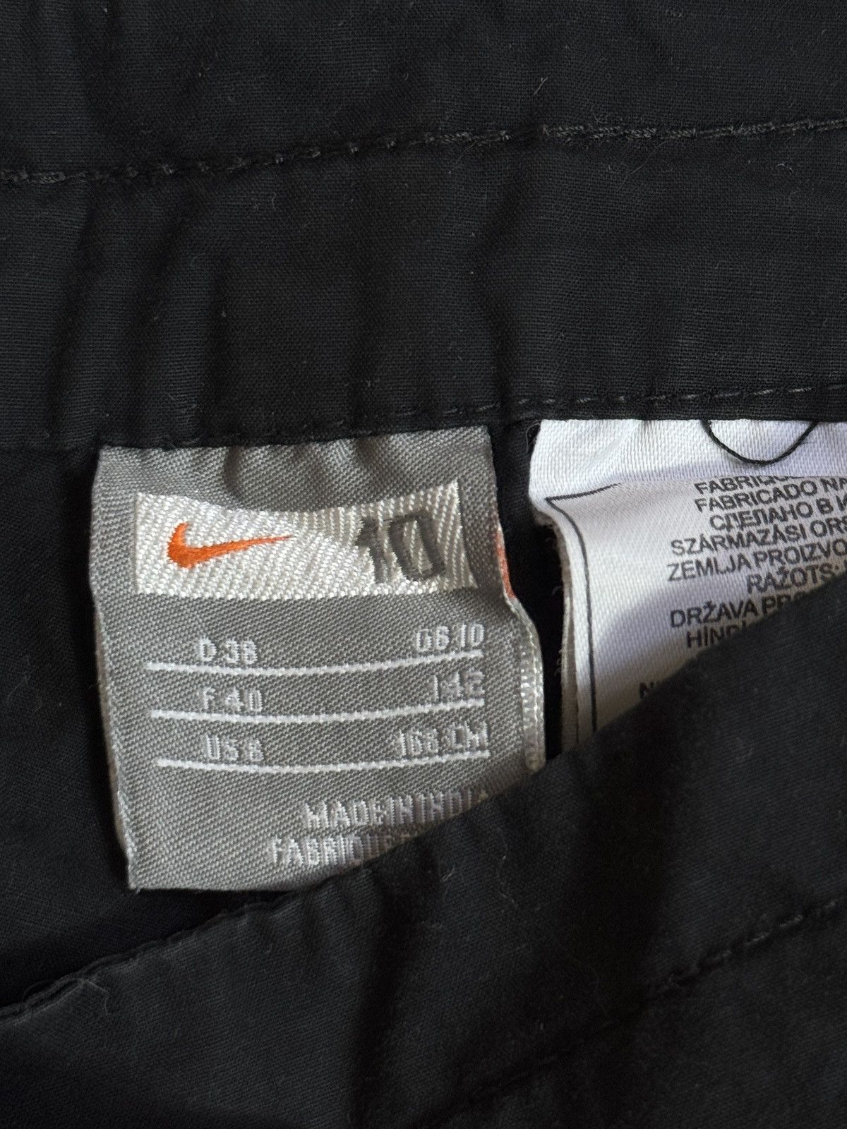 Nike VINTAGE NIKE MINI LOGO CARGO GORPCORE PANTS Size 30" / US 8 / IT 44 - 13 Thumbnail