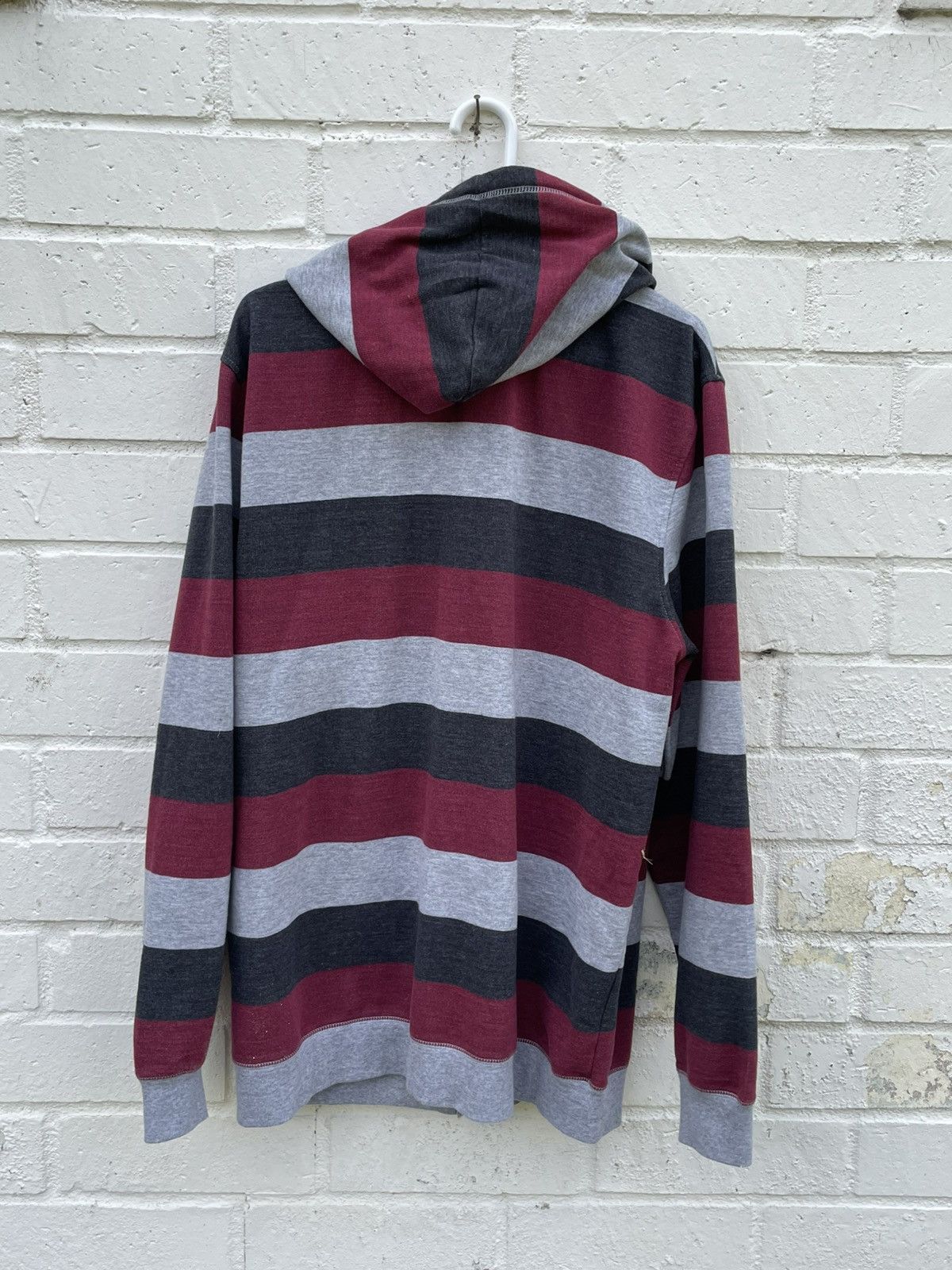 Other Red/Gray Zip Up Hoodie Size US XXL / EU 58 / 5 - 2 Thumbnail