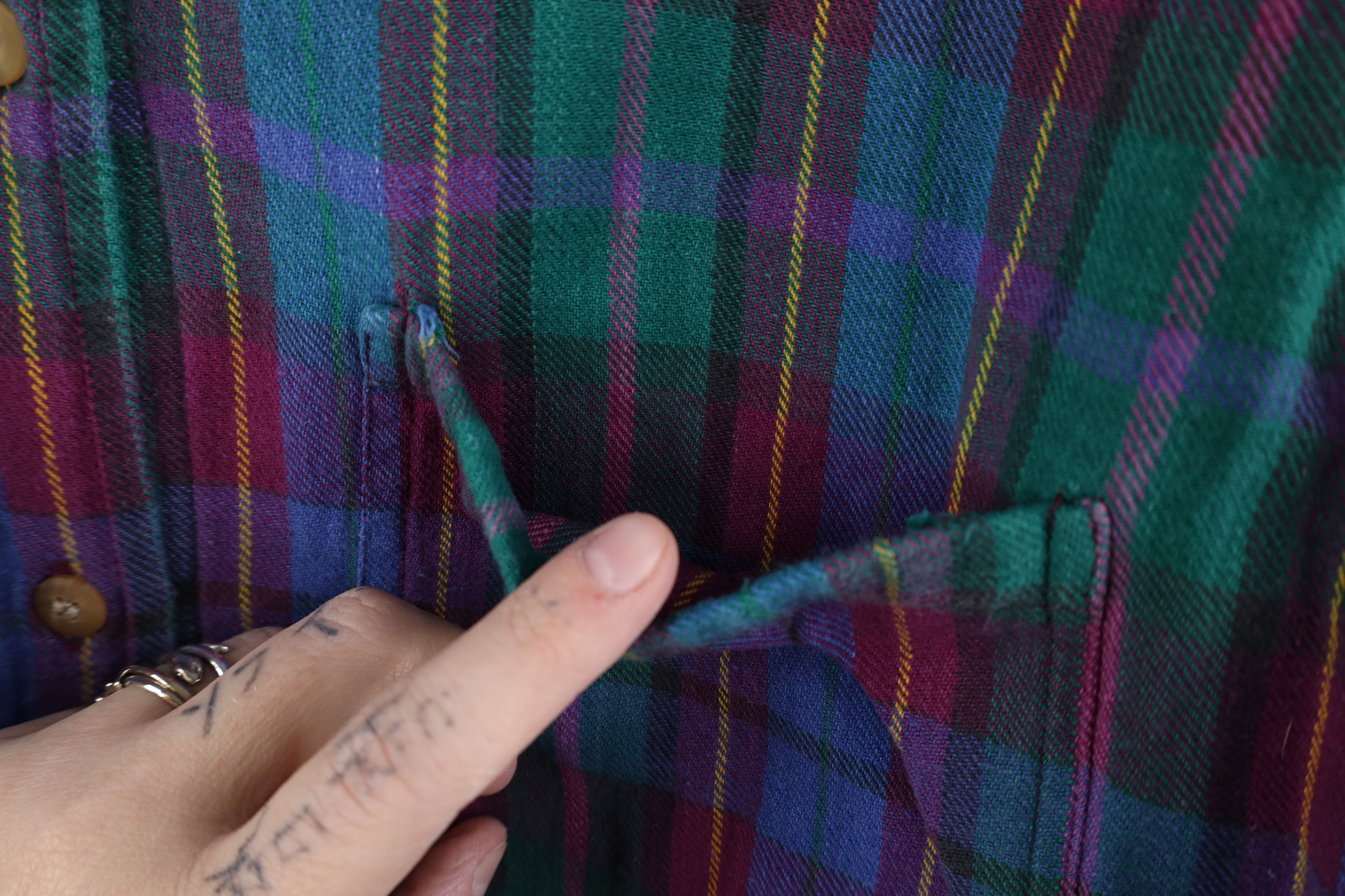 Vintage Vintage 90s Streetwear Collared Button Down Shirt Plaid Size L / US 10 / IT 46 - 7 Thumbnail