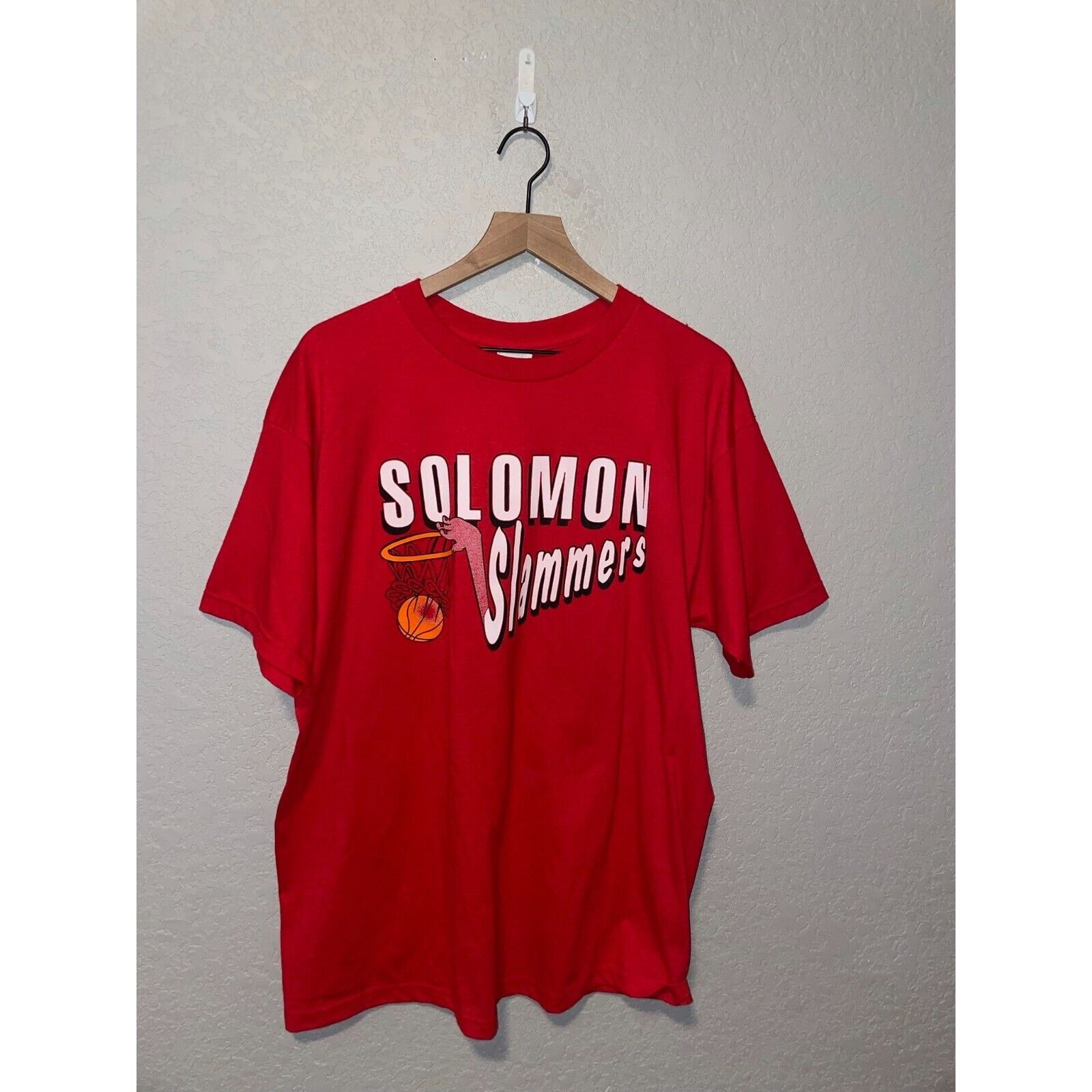 Fruit Of The Loom Vintage Solomon Shirt Slammers Basketball Red Tee 90s VTG XL Size US XL / EU 56 / 4 - 1 Thumbnail