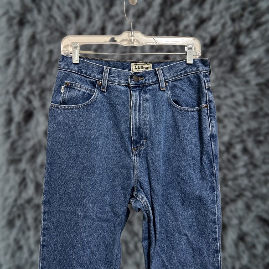 Vintage VINTAGE LL Bean Double L Jeans Mens 30x36 Classic Straight Blue Light Wash 90s 5-Pocket Mens Regular 30in Waist Womens Men’s? Size US 30 / EU 46 - 1 Thumbnail