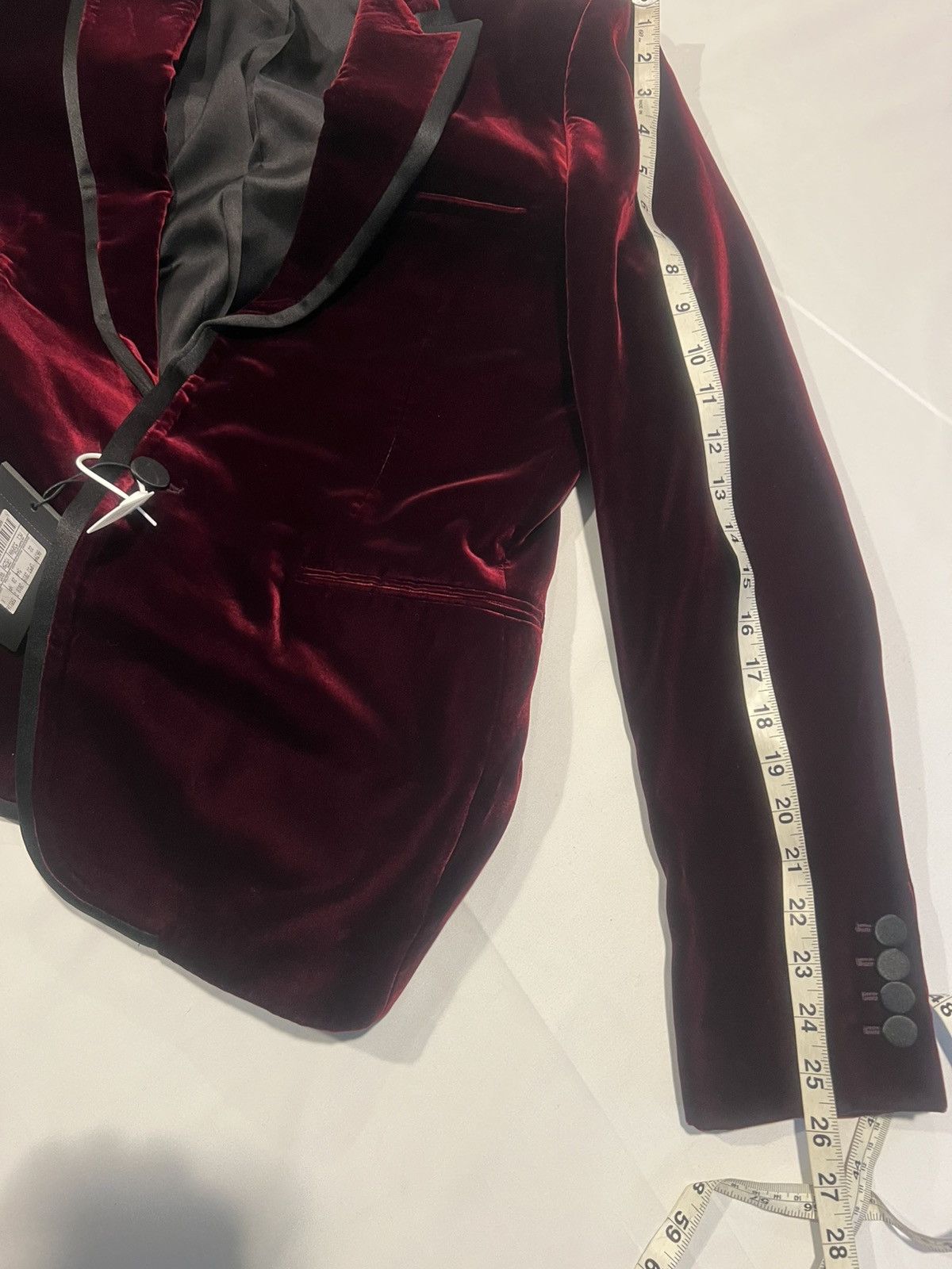 Saint Laurent Paris Saint Laurent velvet Blazer. 38/48. $3290 Size 38R - 5 Thumbnail
