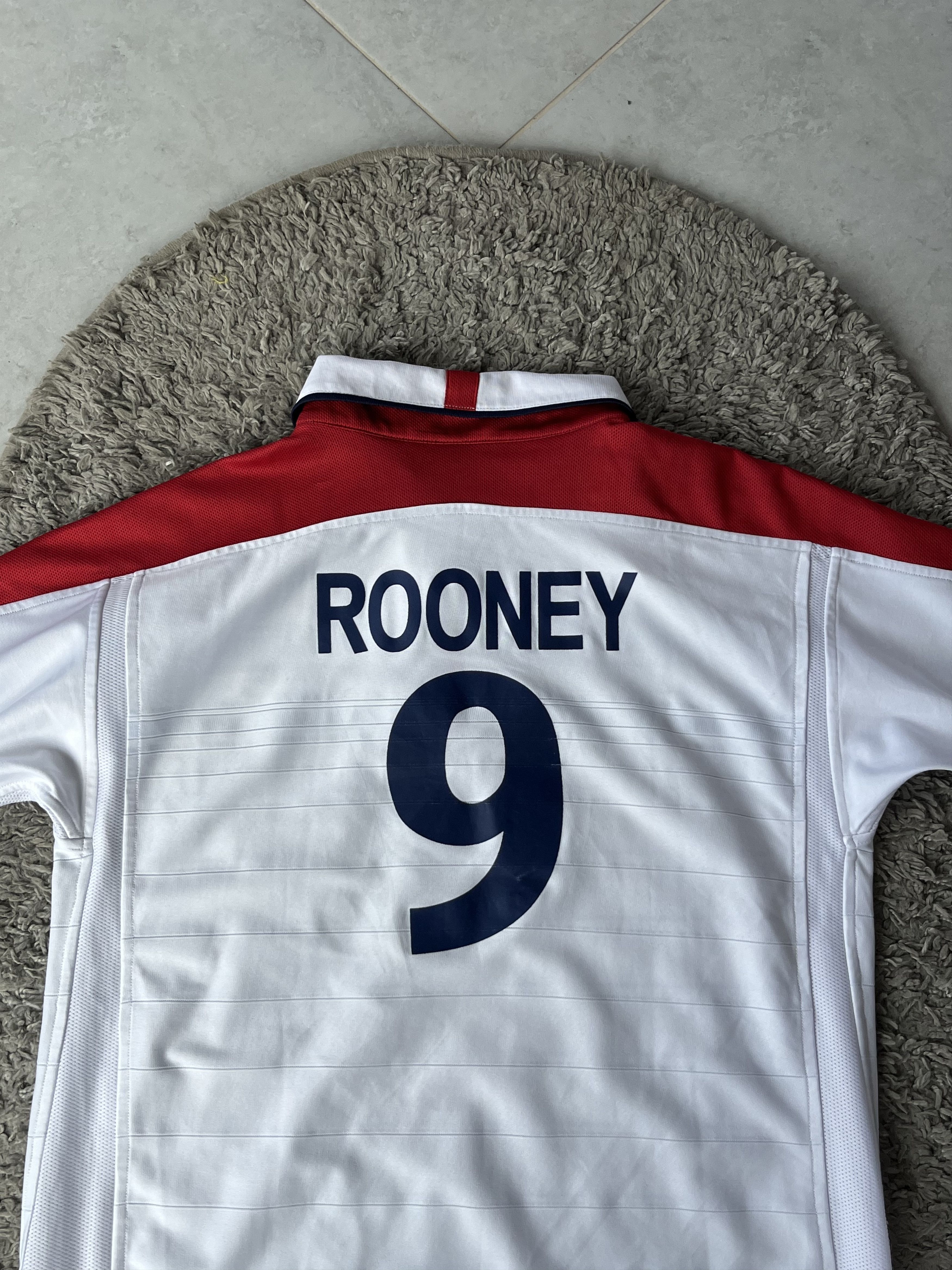 Umbro UMBRO ENGLAND Home Football Jersey 2003/04 ROONEY “9” Size US M / EU 48-50 / 2 - 9 Thumbnail