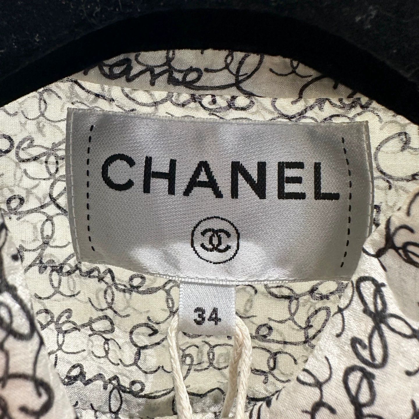 Chanel Chanel may155 22C Logo Printed Silk Long Sleeve Shirt 34 Size XS / US 0-2 / IT 36-38 - 3 Thumbnail