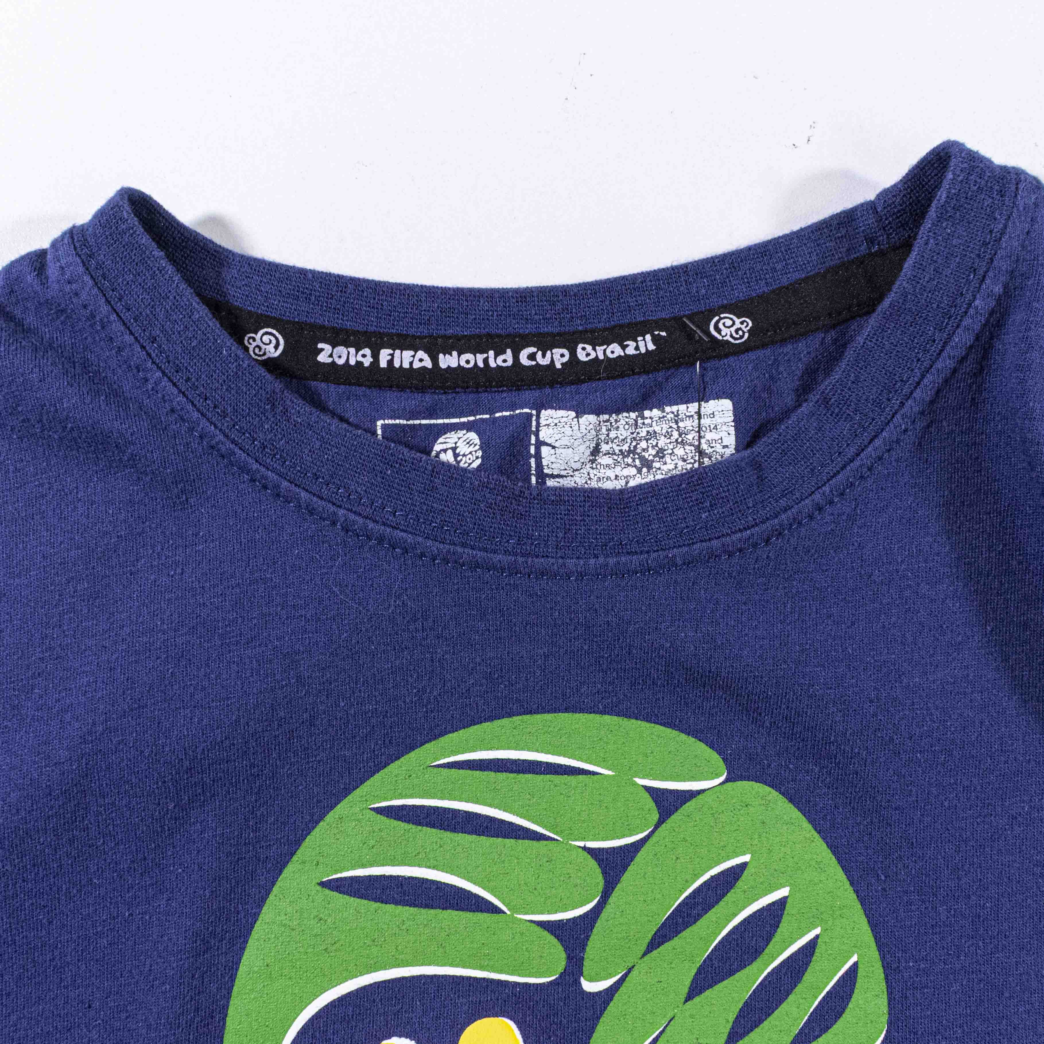Vintage Official 2014 FIFA World Cup Brazil T-Shirt Soccer Graphic Size US M / EU 48-50 / 2 - 6 Thumbnail