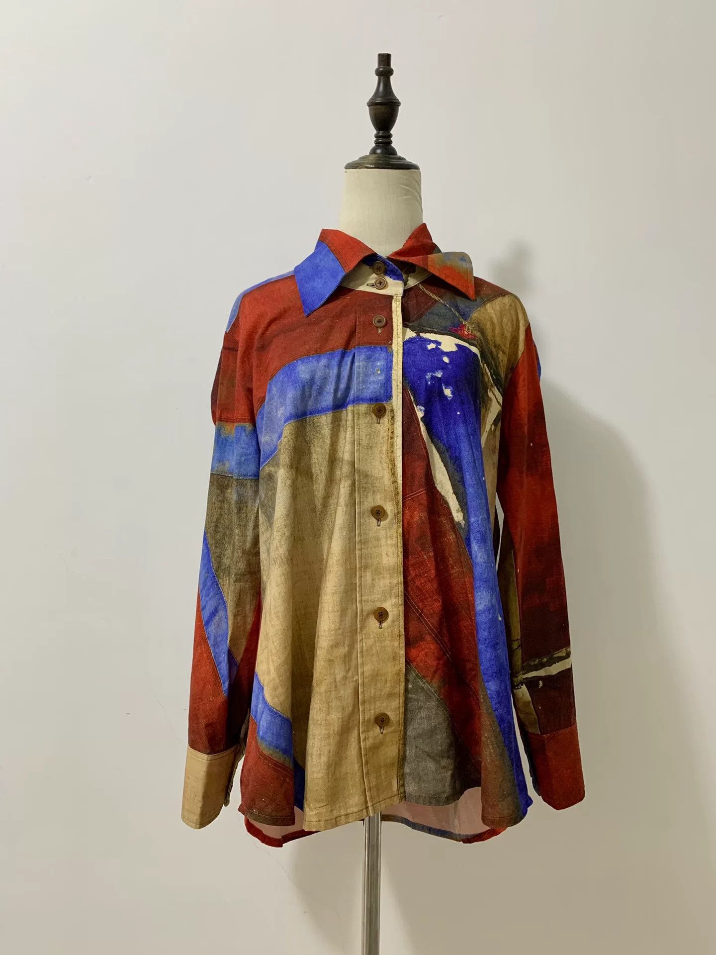 Vivienne Westwood vivienne westwood graffiti shirt in red Size ONE SIZE - 1 Thumbnail