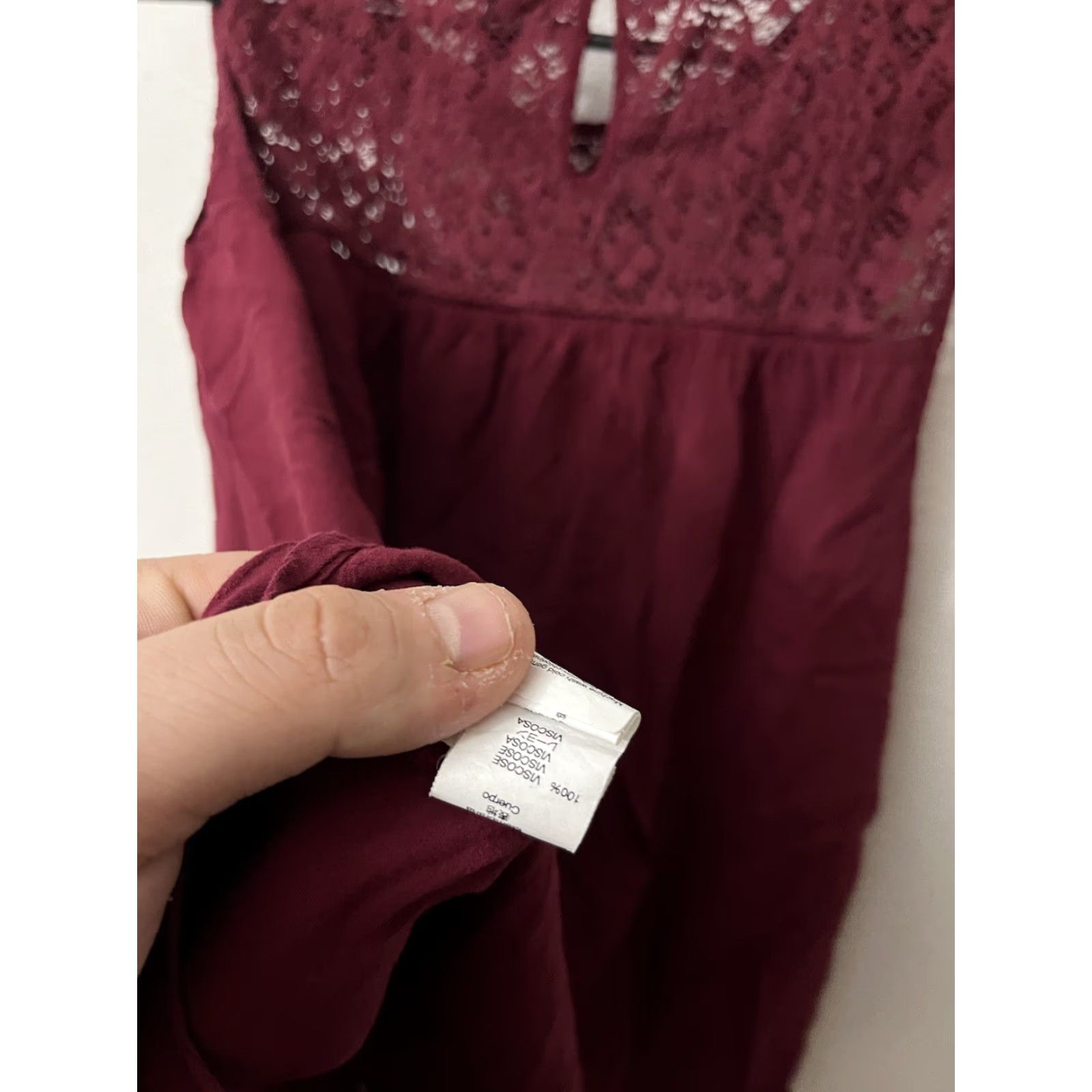 Gap Gap Tank Women M Maroon Lace Round Neck Sleeveless Cotton/Nylon/Rayon Basic All Seasons Womens Size M / US 6-8 / IT 42-44 - 6 Thumbnail