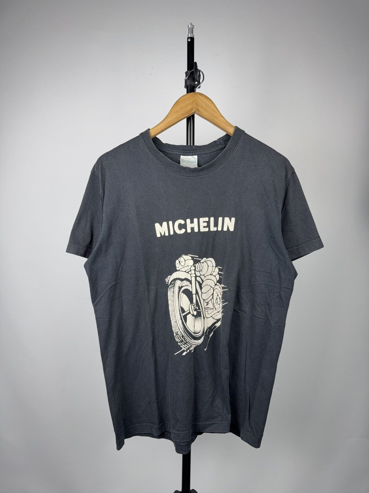 Vintage 90s Vintage Michelin Moto Racing Bibendum Tee Black Faded L Size US L / EU 52-54 / 3 - 1 Thumbnail