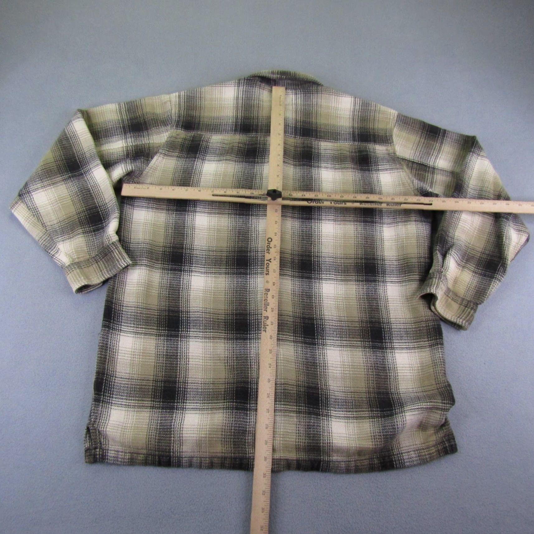 Levi's VINTAGE Levi's Shirt Mens Large Gray Brown Plaid Flannel Button-Up 90s Size US L / EU 52-54 / 3 - 6 Thumbnail