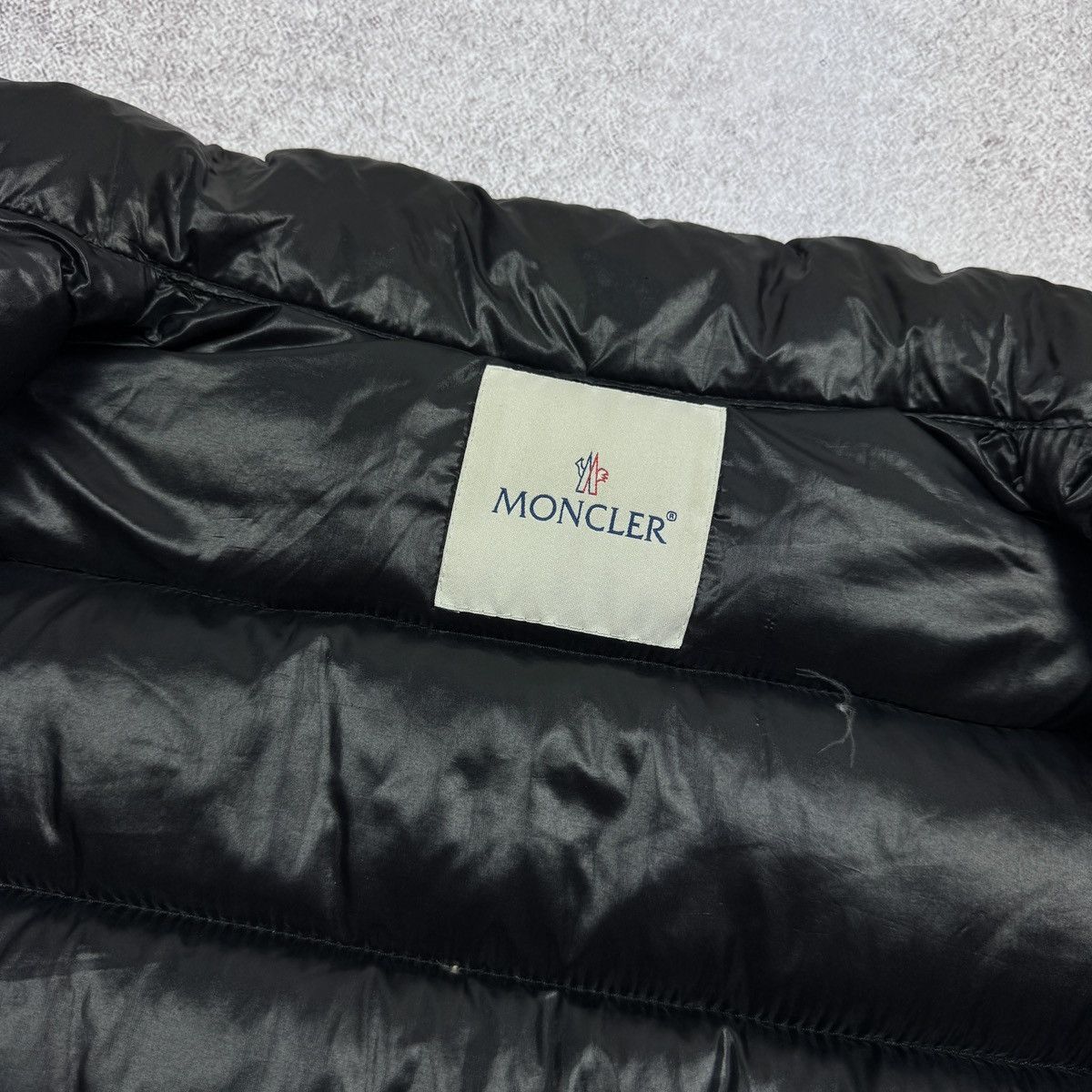 Moncler Women`s Moncler Berre Black Shiny Puffer Jacket Size 1 / S Size S / US 4 / IT 40 - 11 Thumbnail