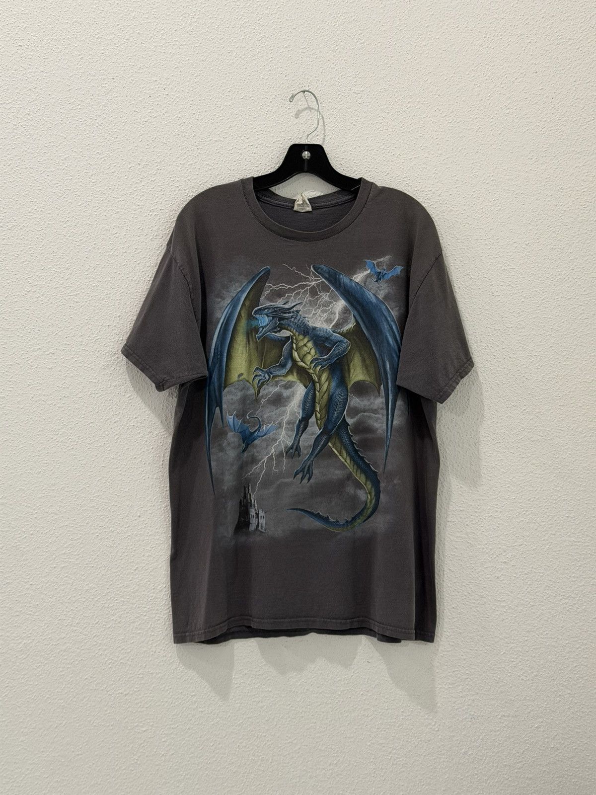 Vintage Vintage Y2K Blue Eyes Flying Dragon Yugi-Oh Style Graphic L Size US L / EU 52-54 / 3 - 1 Thumbnail