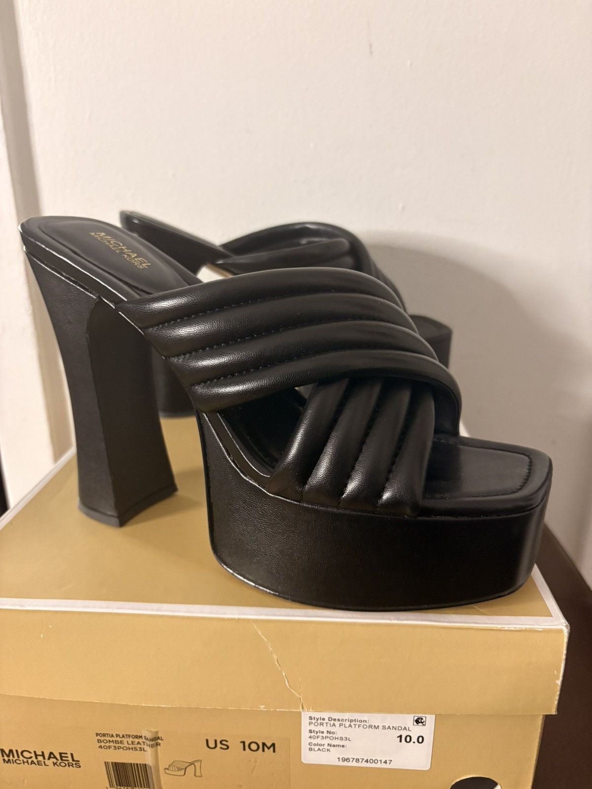 Michael Kors Michael Kors quilted, block heel, platform sandals Size US 10 / IT 40 - 1 Thumbnail