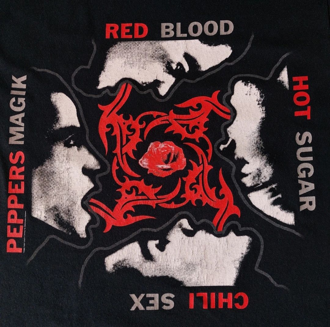 Vintage 2008 Red Hot Chili Peppers vintage t-shirt Size US S / EU 44-46 / 1 - 2 Thumbnail
