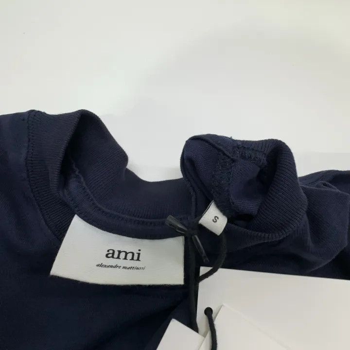AMI AMI Cotton Loose Heart T-Shirt for Women -2507 Size S / US 4 / IT 40 - 3 Thumbnail