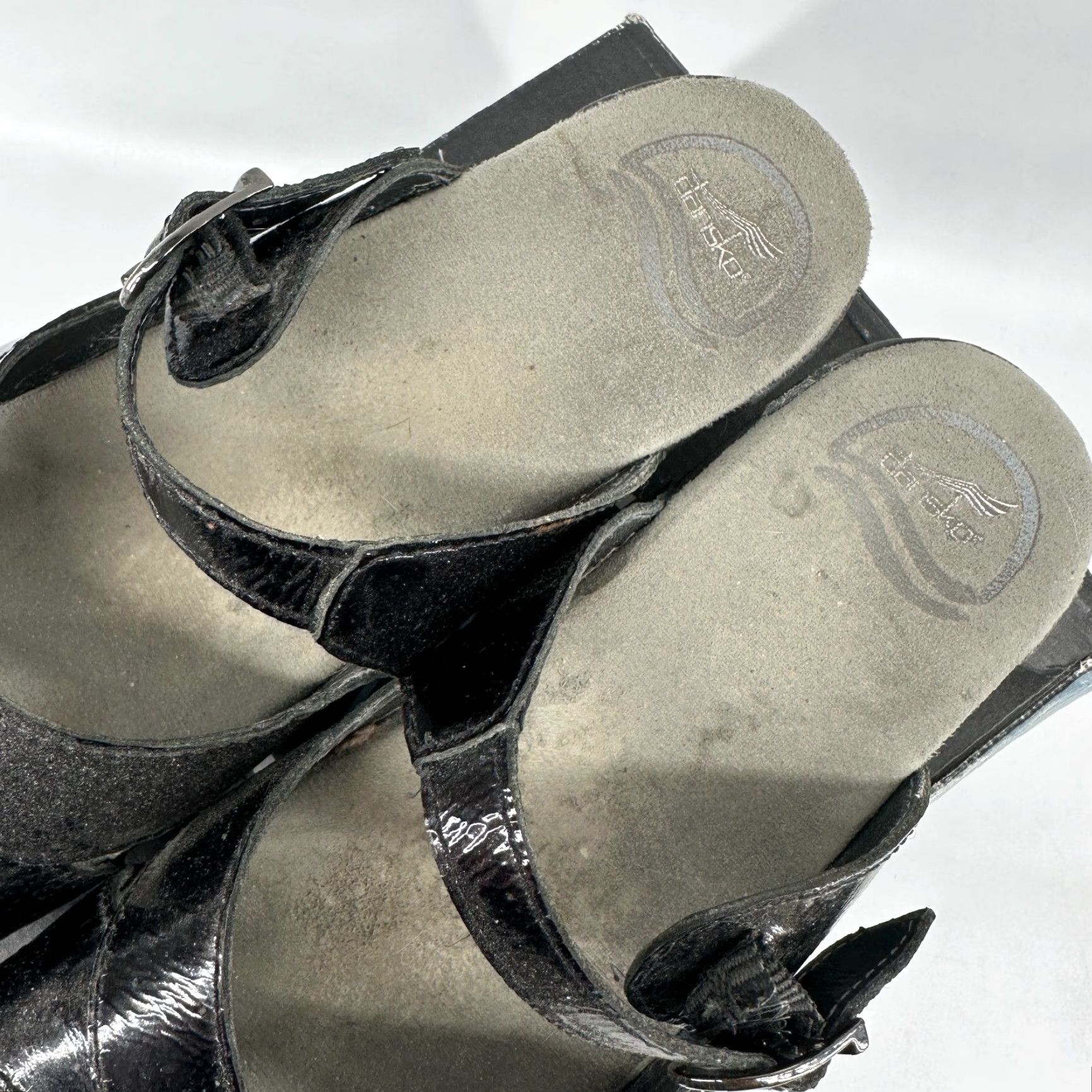 Dansko Dansko Sandal Black Women's Size 40 Criss-Cross Strap Leather Slip On Slide Shoes Womens Shoes Leather Slip On Comfort Casual Wedge All Season Size US 8 / IT 38 - 4 Thumbnail