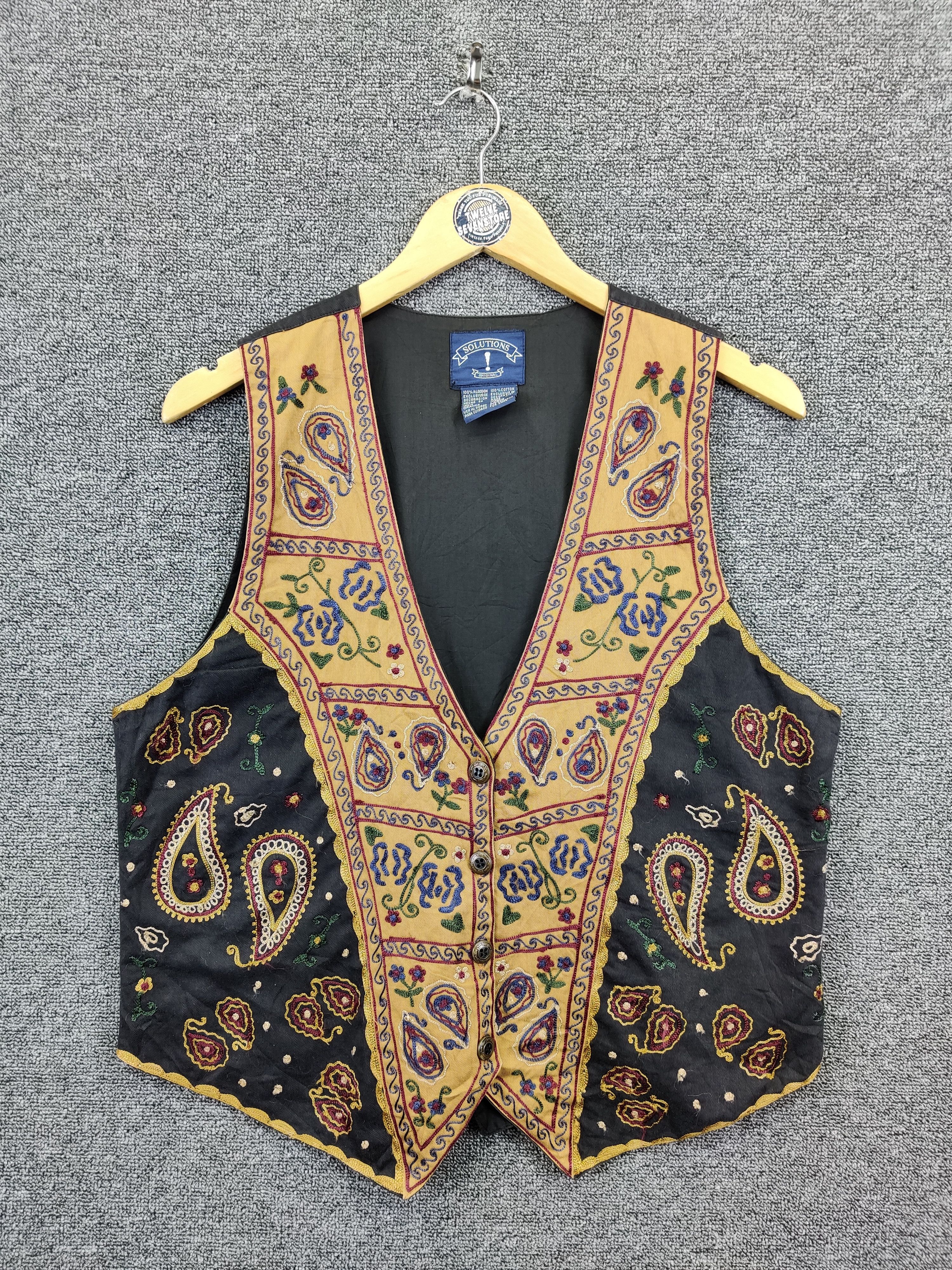 Vintage Vintage 90s Solutions Ethnic Vest Nice Design Size US L / EU 52-54 / 3 - 1 Thumbnail