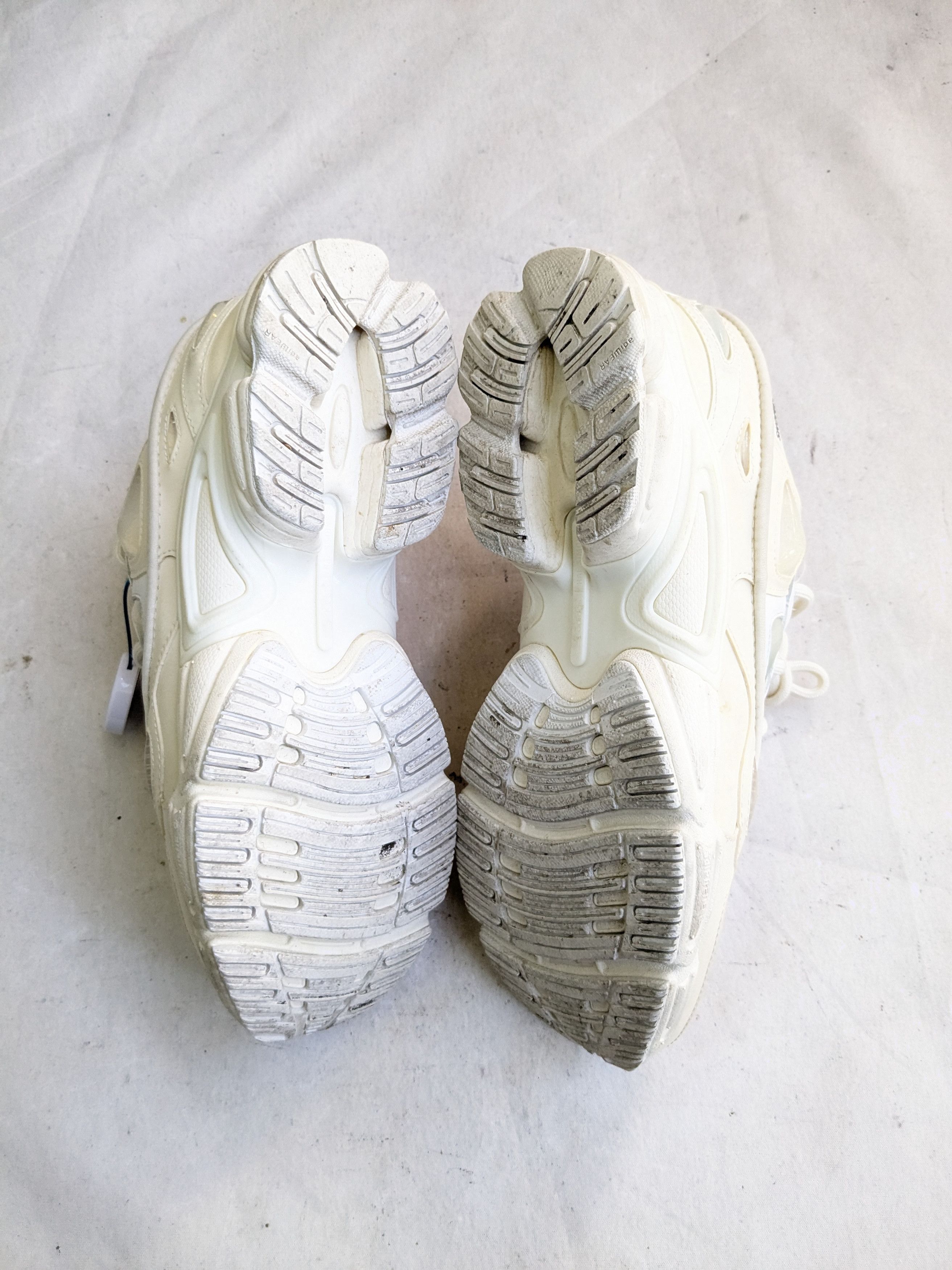 Adidas × Raf Simons Adidas x Raf Simons Ozweego Bunny 7.5 White Size US 7.5 / EU 40-41 - 13 Thumbnail
