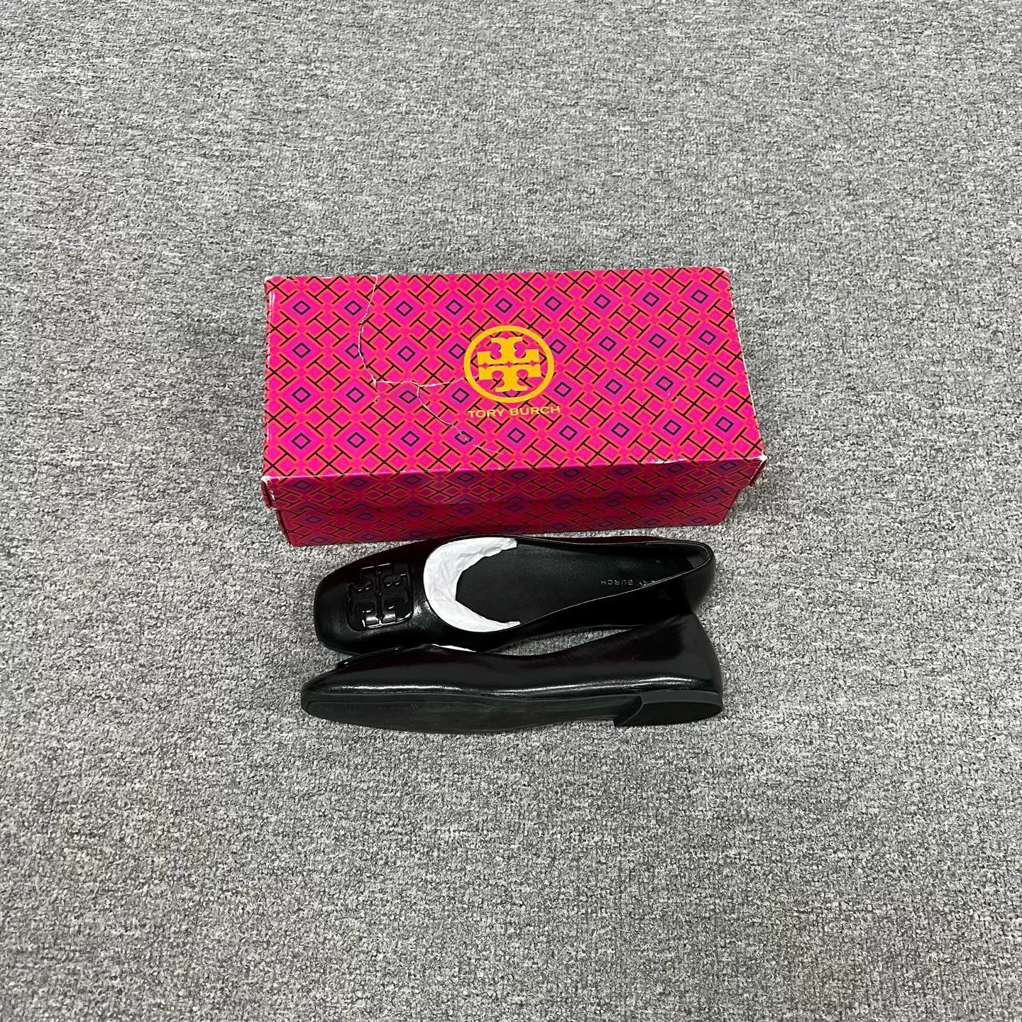 Tory Burch Tory Burch Square Buckle Flat Shoes Size US 7.5 / IT 37.5 - 1 Thumbnail