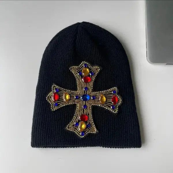 Japanese Brand retro huge rhinestone cross knitted beanie hat Size ONE SIZE - 1 Thumbnail