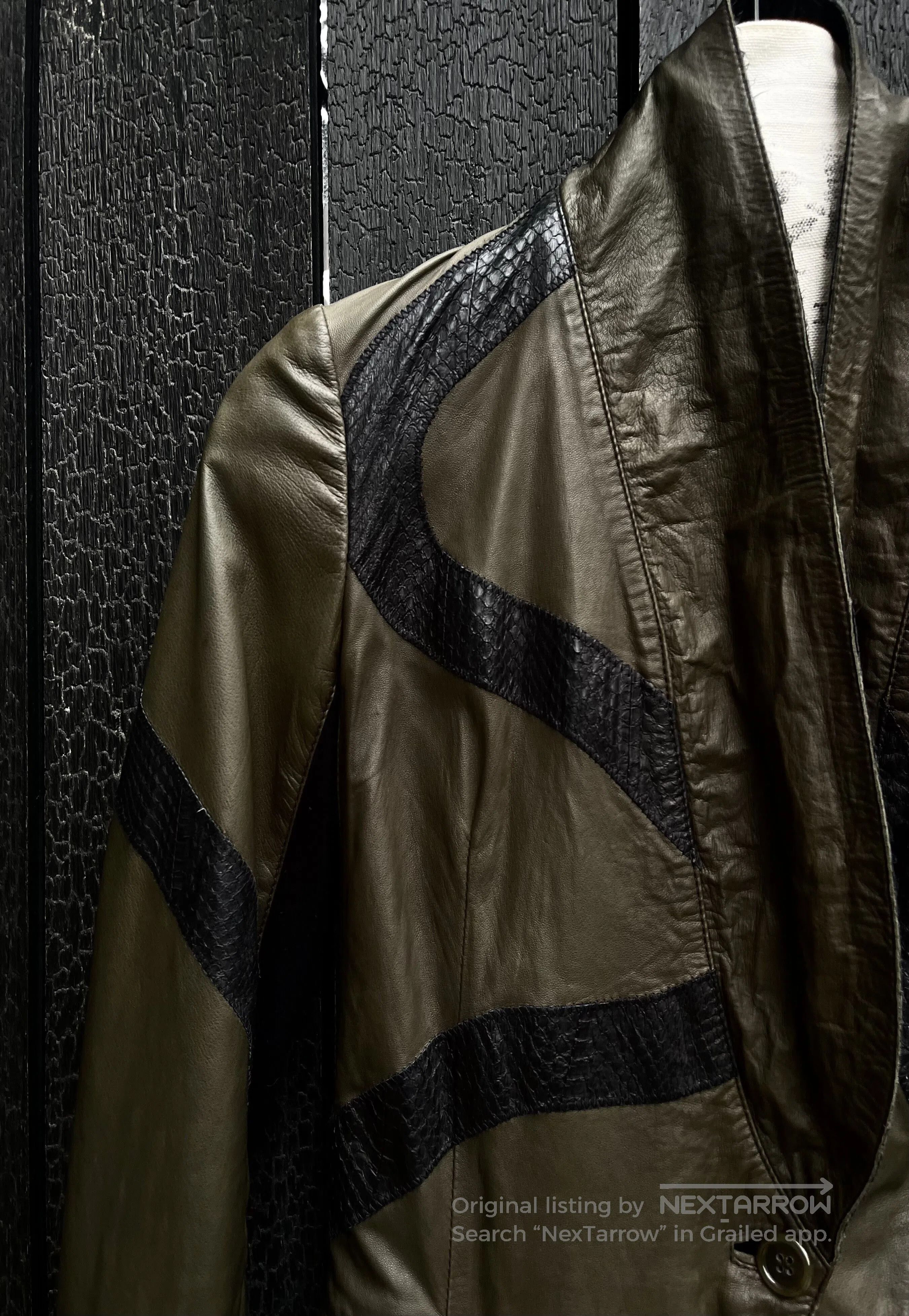 Share Spirit Homme snake skin leather jacket. Size US M / EU 48-50 / 2 - 4 Thumbnail