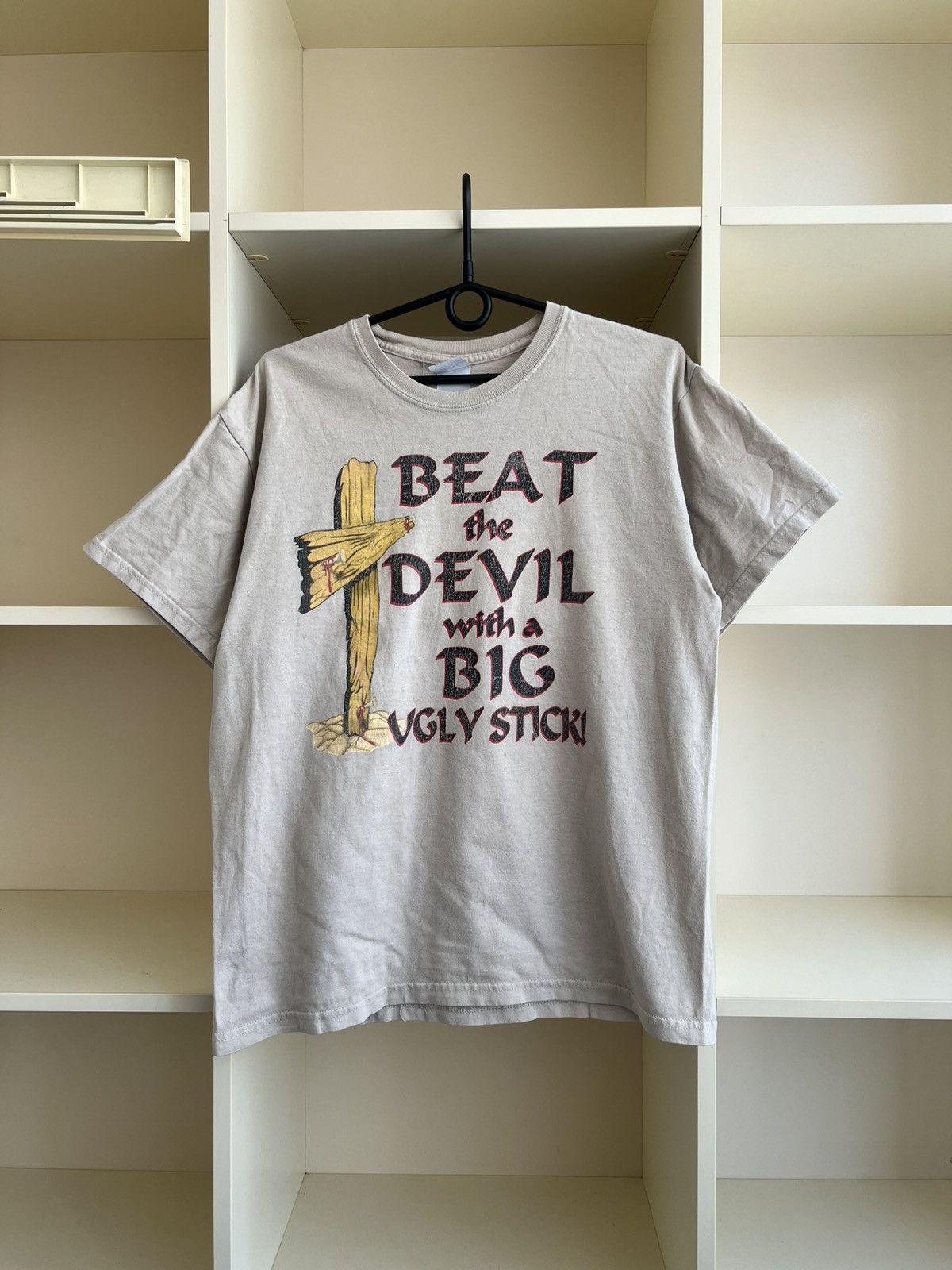 Vintage Vintage Jesus Beat the Devil With a Big Ugly Stick T-Shirt Size US M / EU 48-50 / 2 - 1 Thumbnail