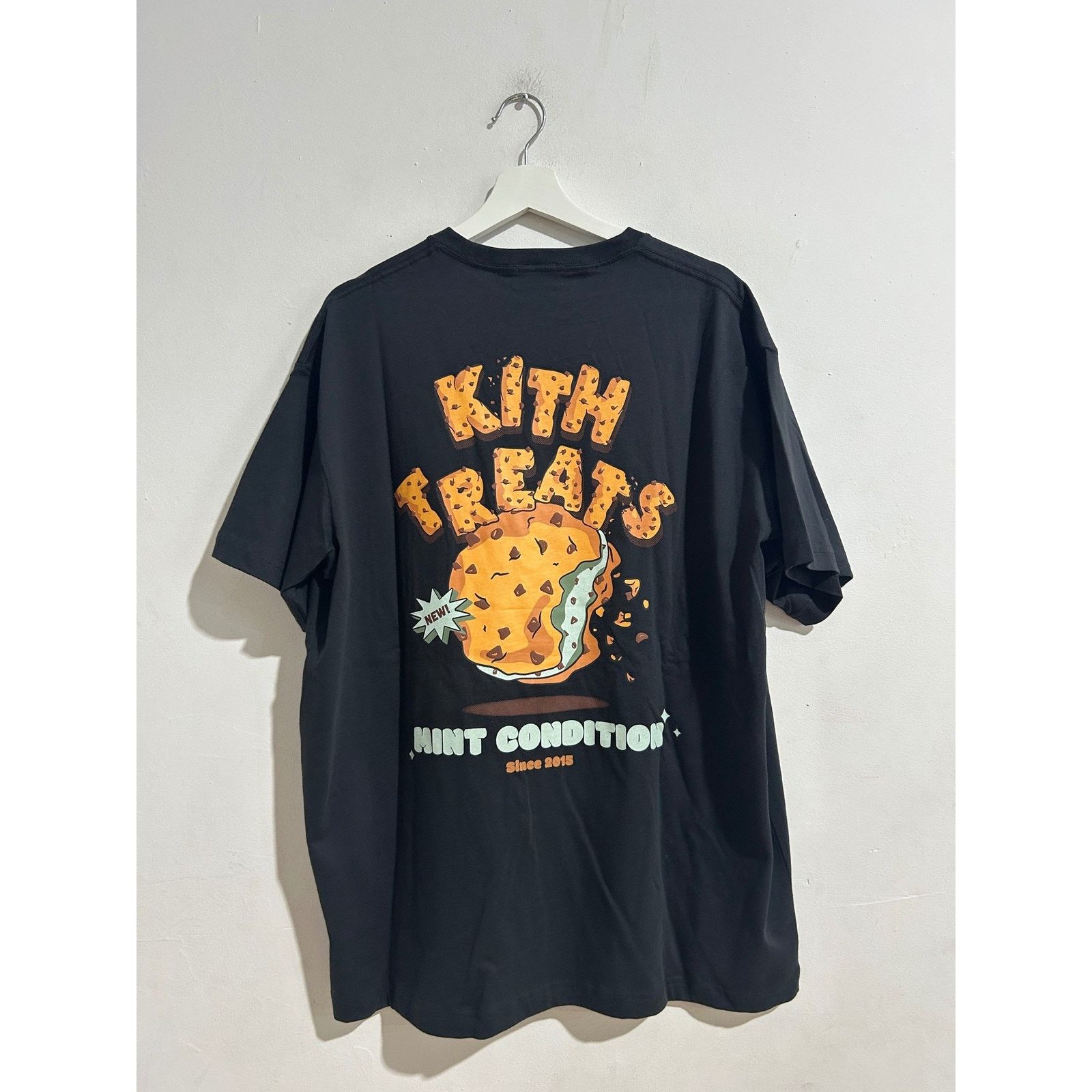 Kith KITH TREATS MINT CONDITION POCKET TEE 'BLACK' SIZE XL NEW Size US XL / EU 56 / 4 - 2 Thumbnail