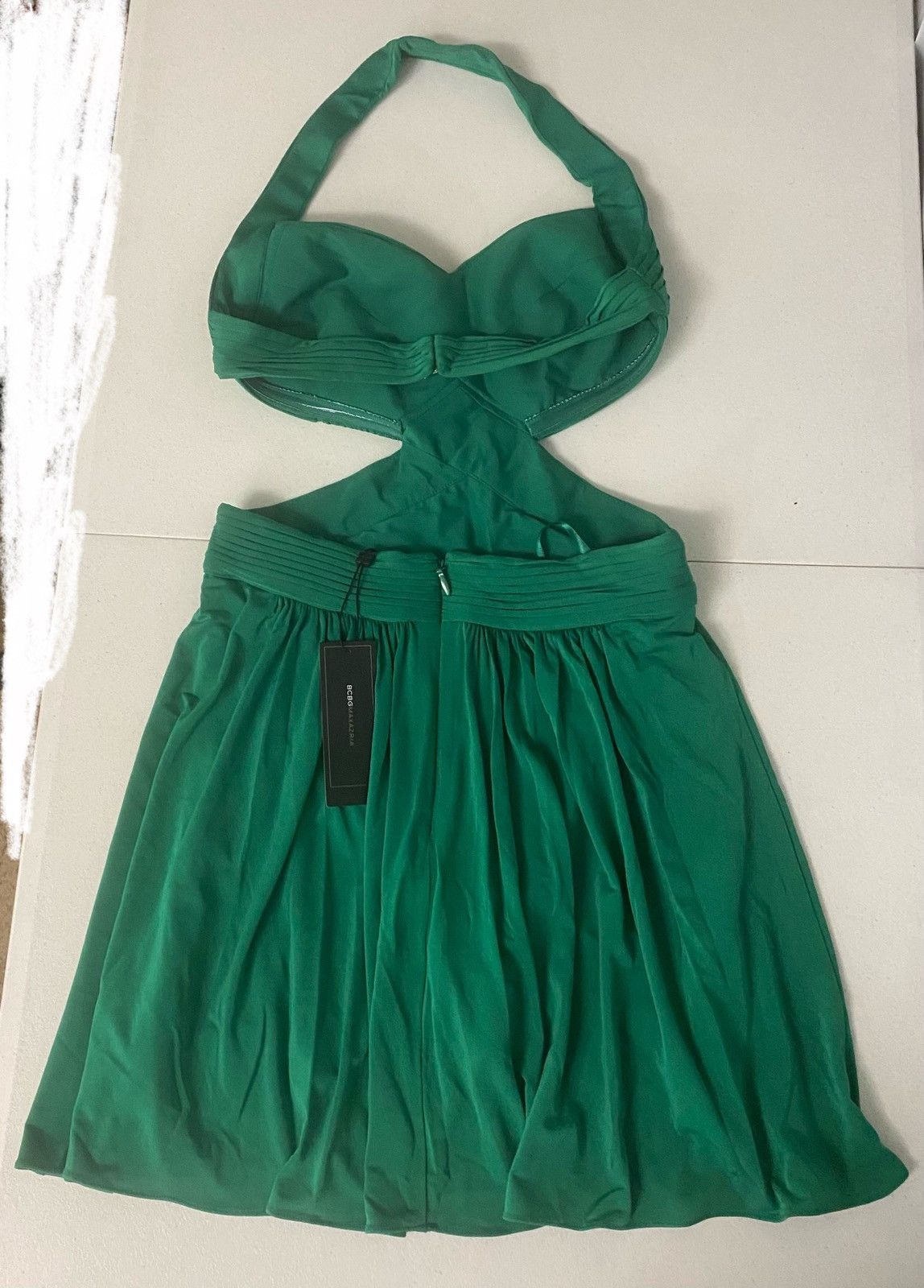 Bcbgmaxazria NWT BCBG MaxAzria green shea halter cutout dress XXS New Size XXS / US 00 / IT 34 - 8 Thumbnail